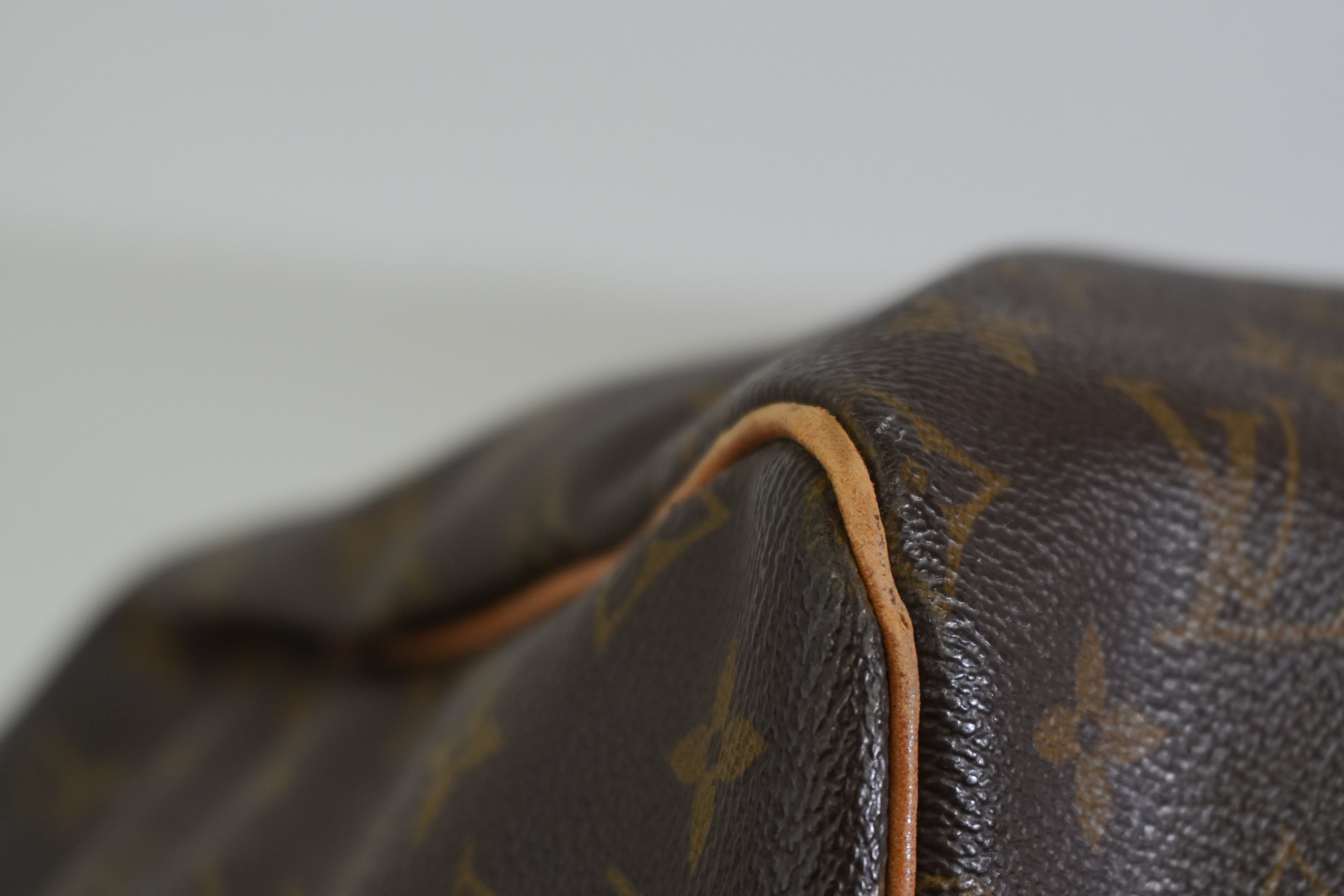 Pre-owned Louis Vuitton Monogram Keepall Bandouliere 55 Travel Bag