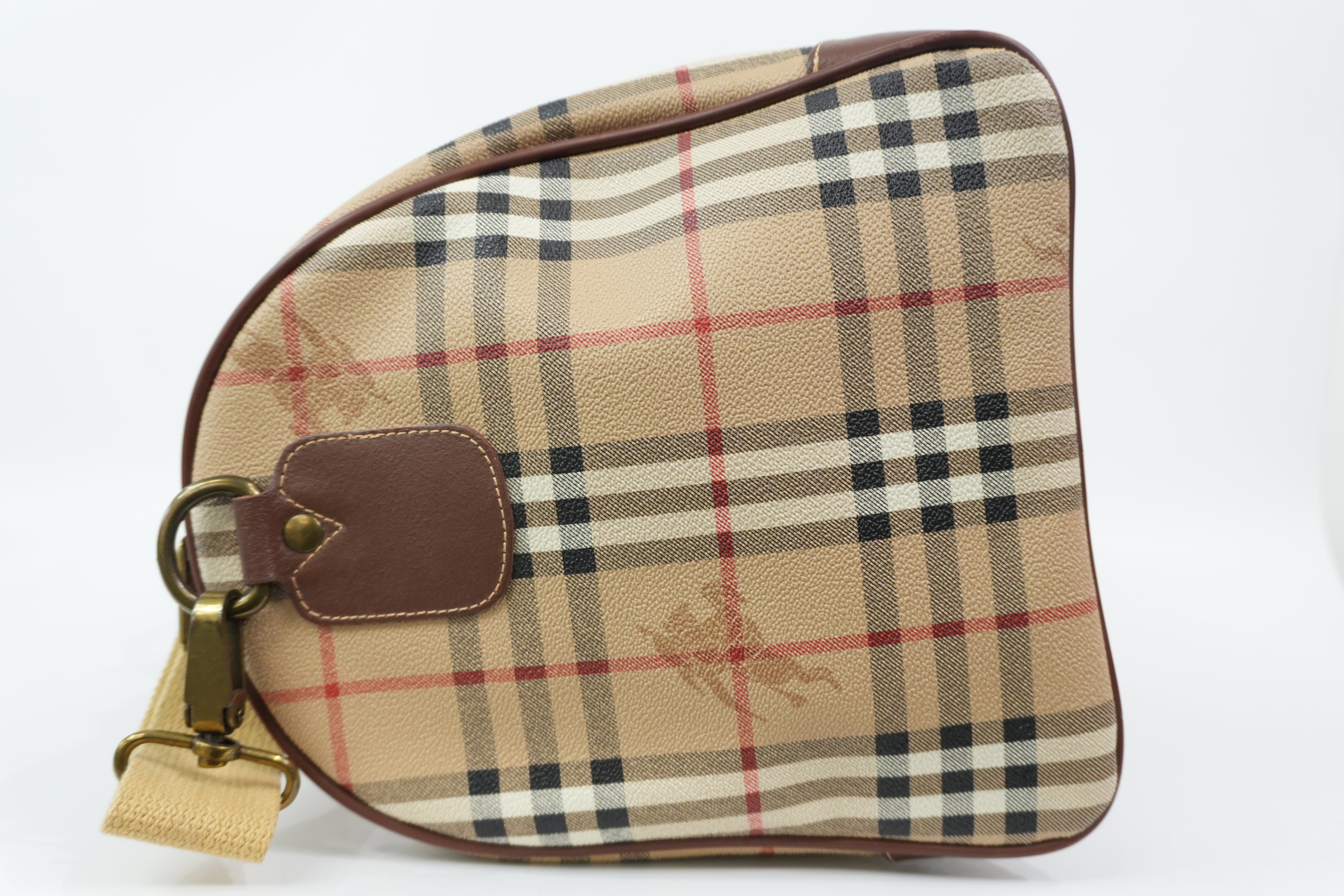 Pre-Owned Burberry Check Duffle Bag size 50 Beige