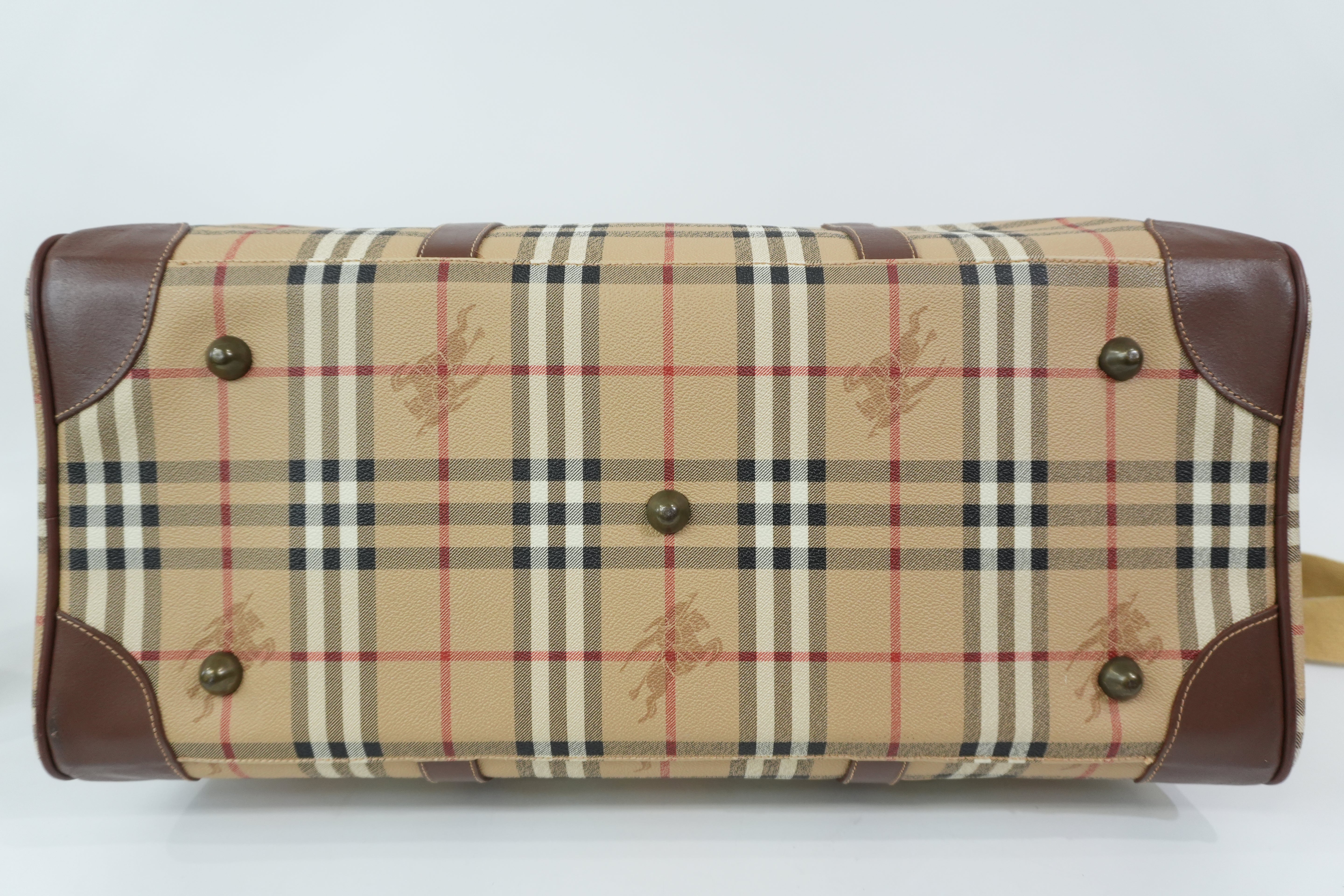 Pre-Owned Burberry Check Duffle Bag size 50 Beige