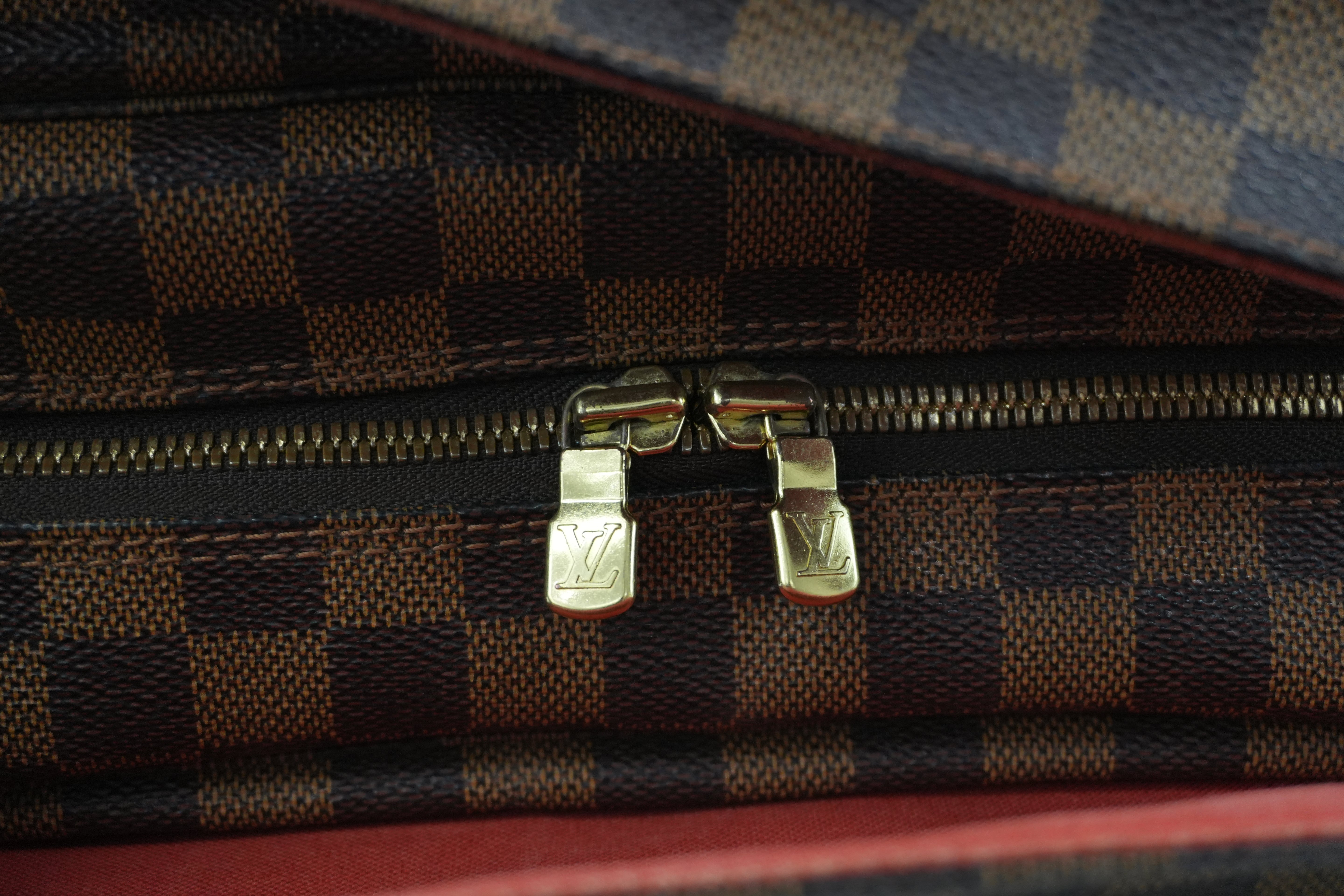 Louis Vuitton Damier Ebene Naviglio Messenger Bag Used