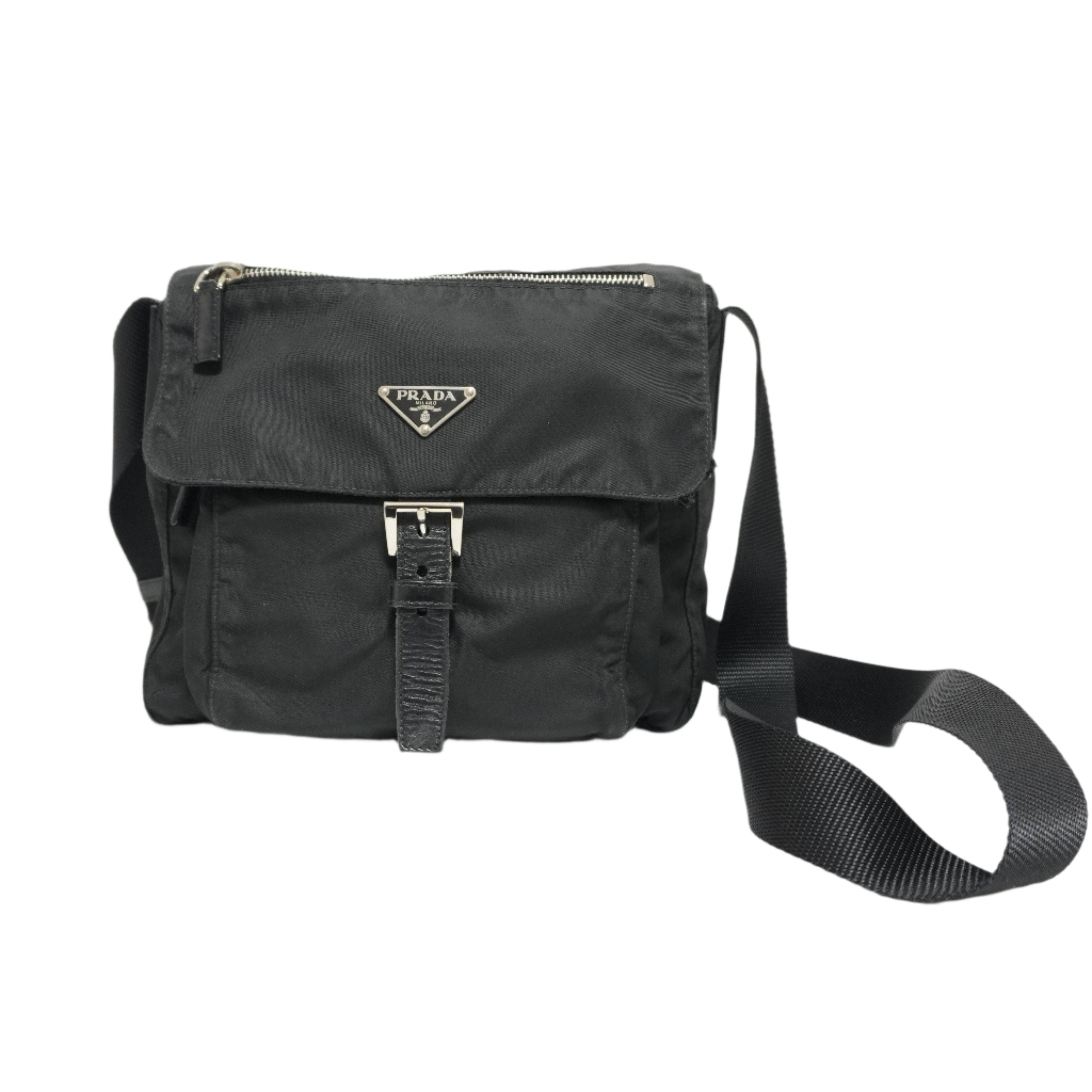 Borsa a tracolla in nylon Prada usata