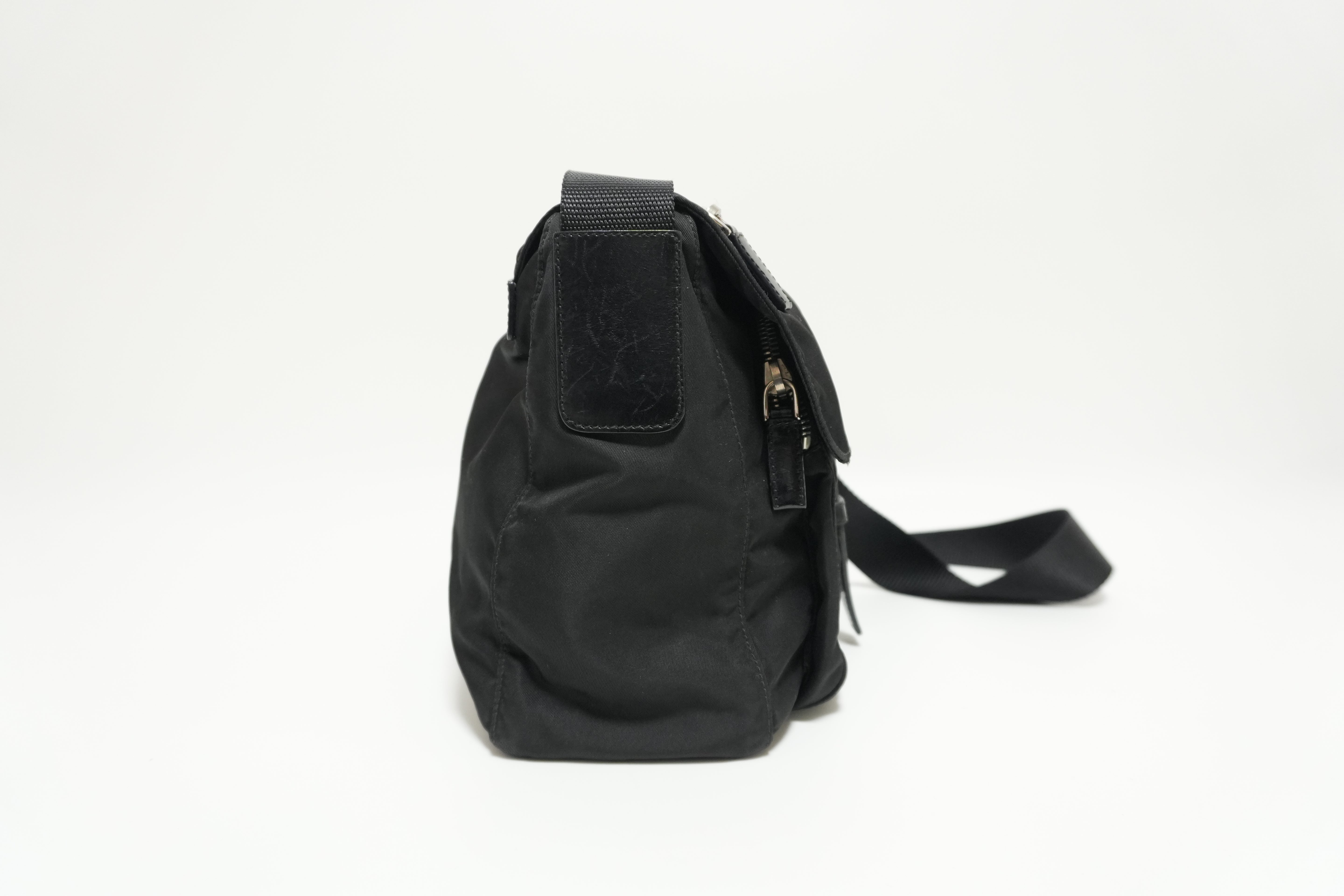 Borsa a tracolla in nylon Prada usata