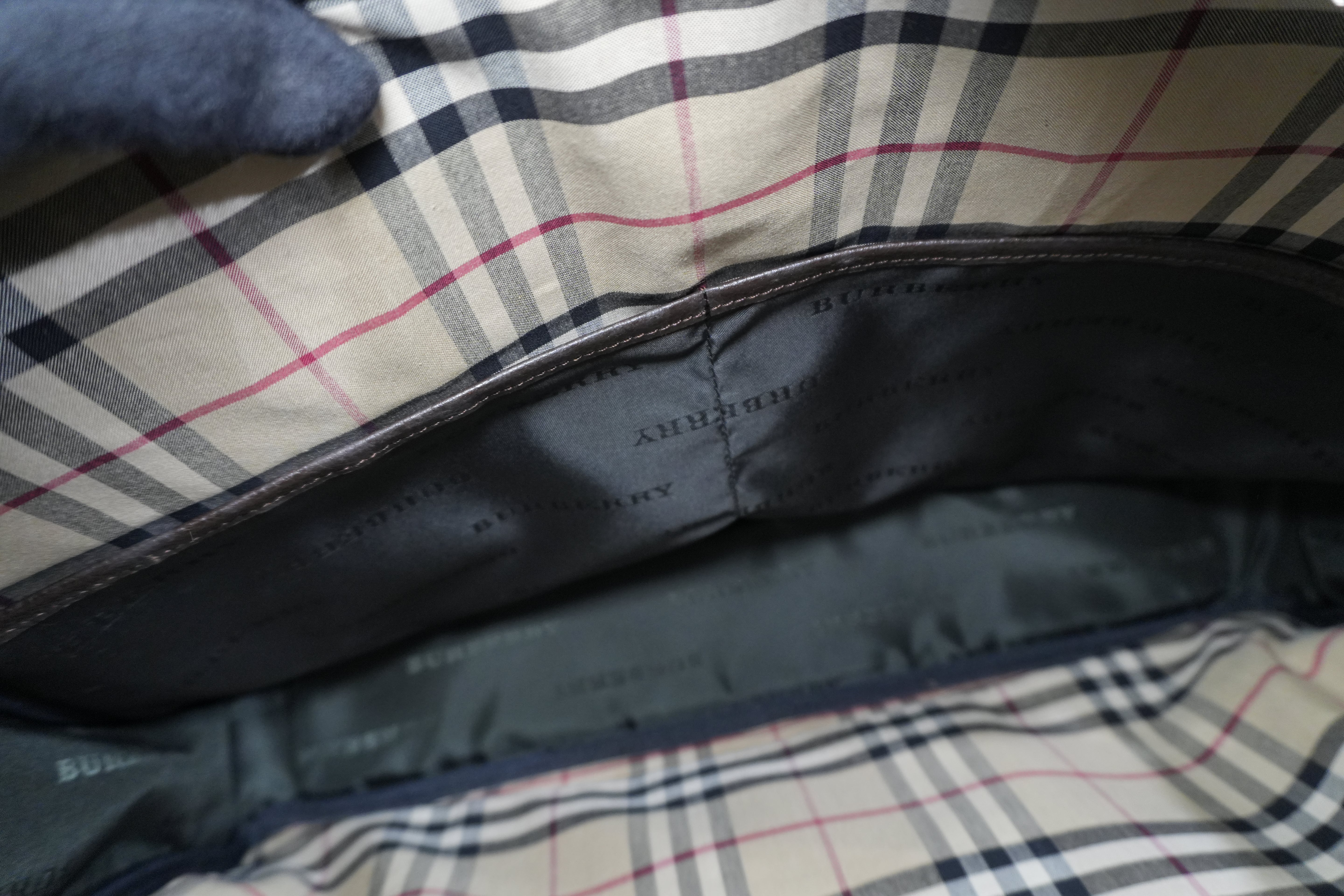 Pre-owned Burberry Briefcase Brown