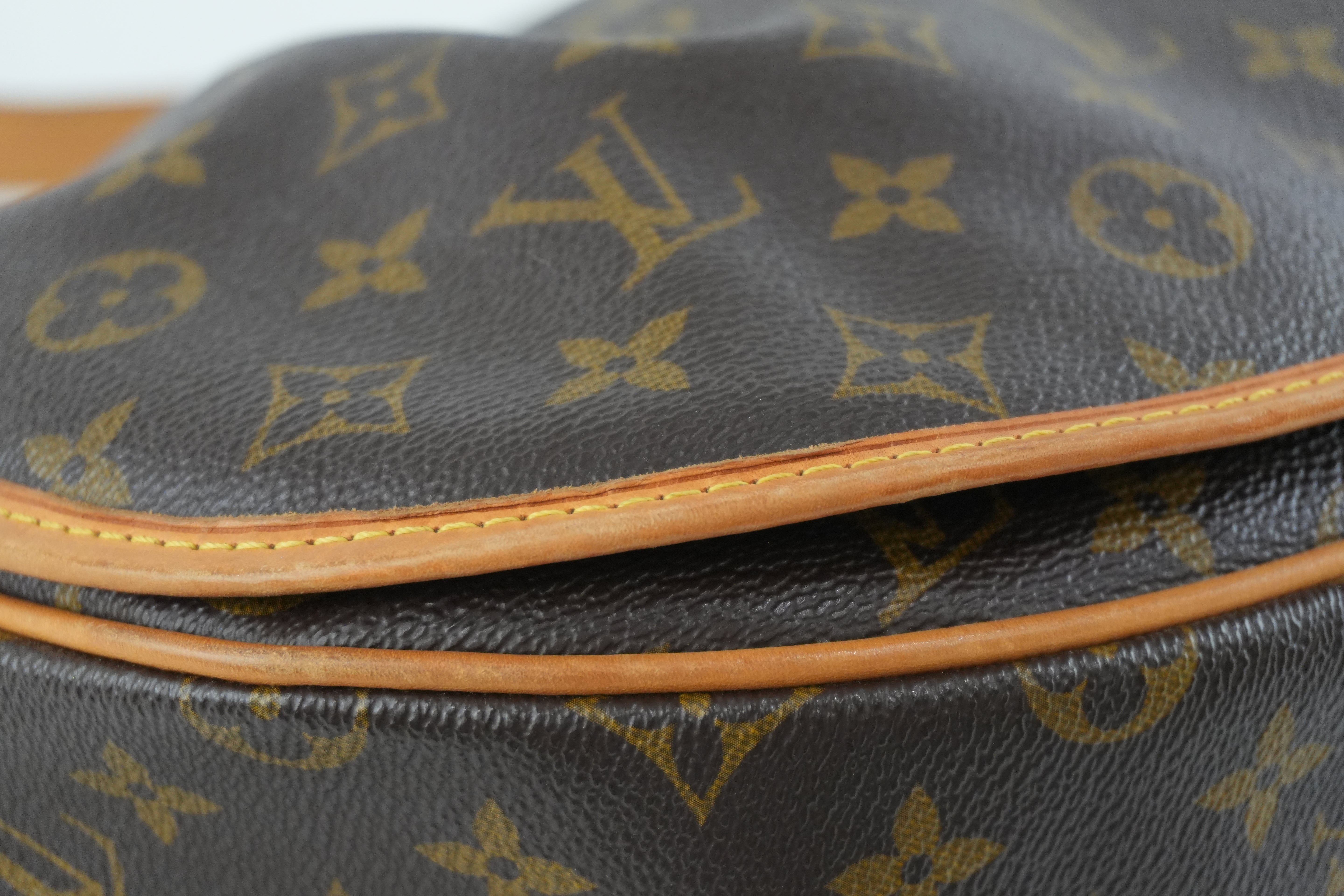 Pre-owned Louis Vuitton Monogram Menilmontant MM Shoulder Bag