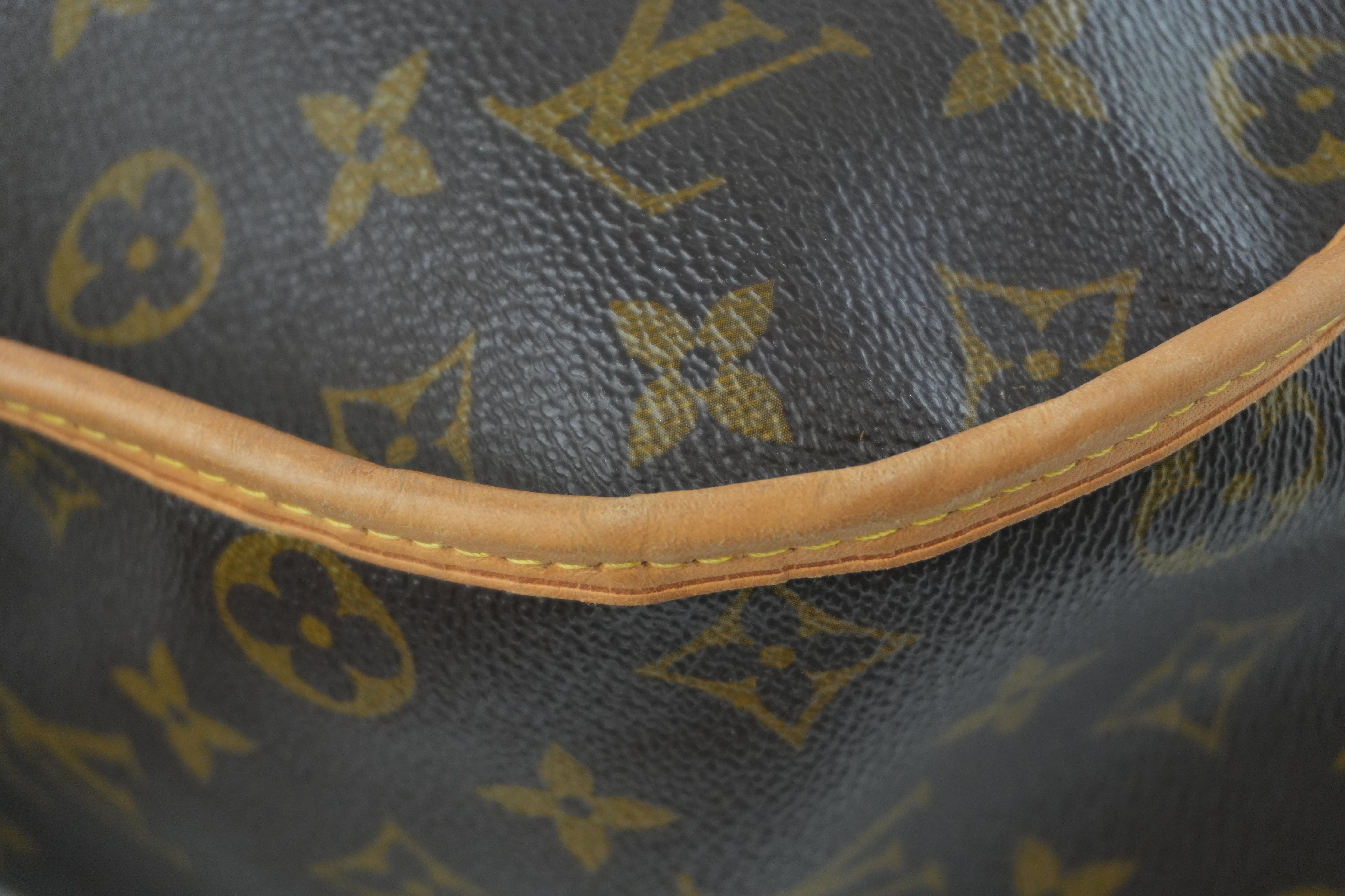 Pre-owned Louis Vuitton Monogram Menilmontant MM Shoulder Bag