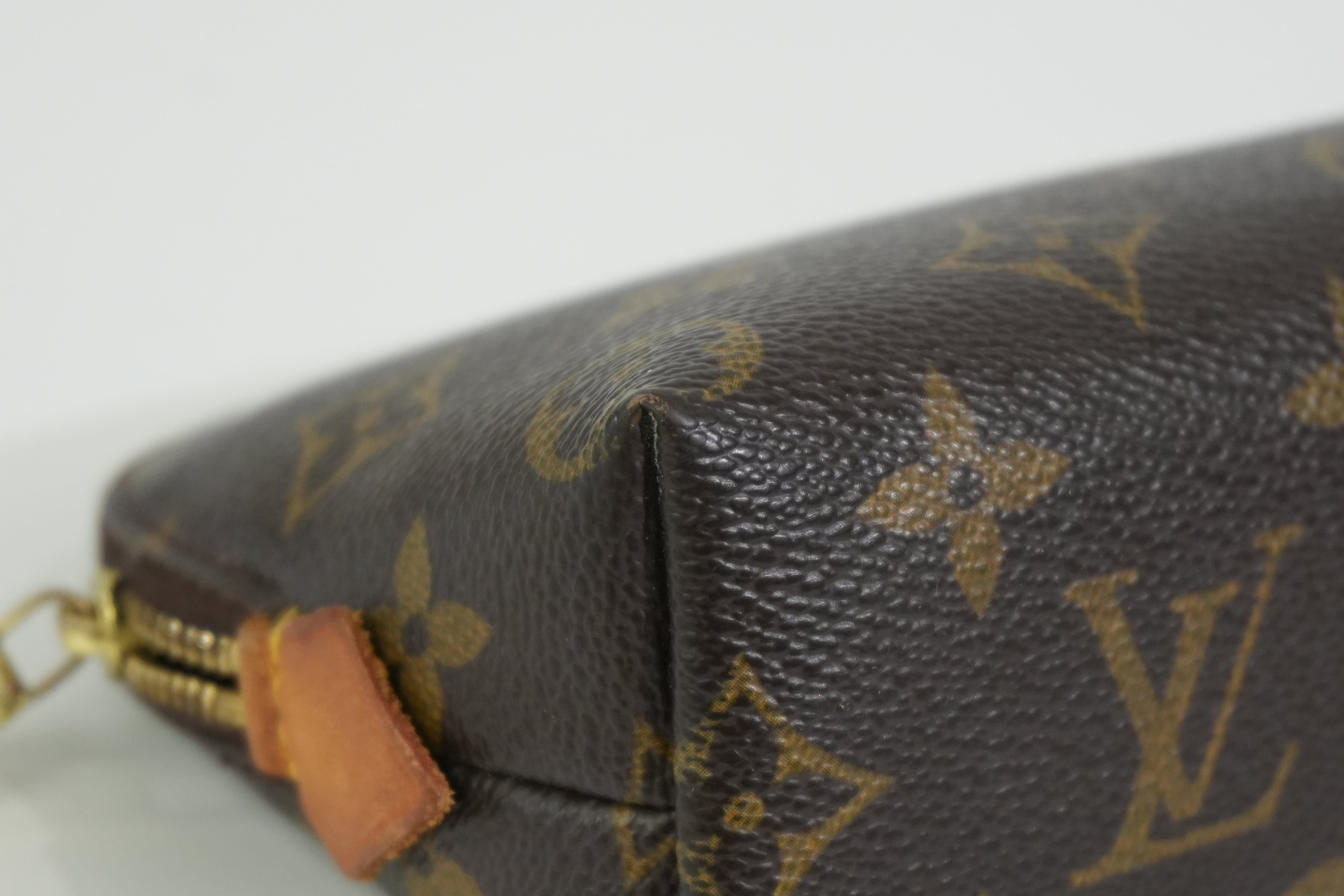 Pre-owned Louis Vuitton Monogram Cosmetic Pouch PM