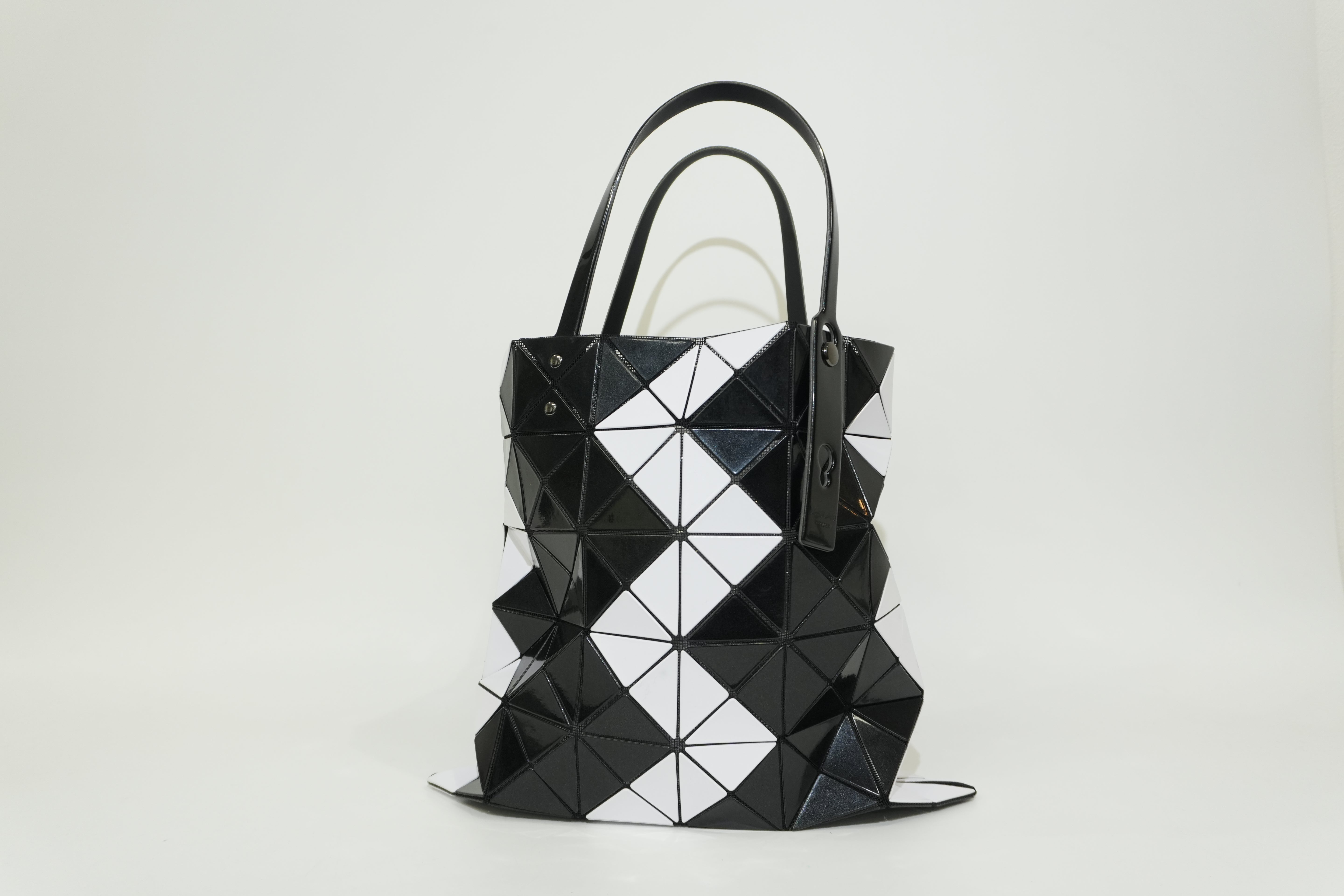 Pre-owned Baobao Tote Bag Black and White