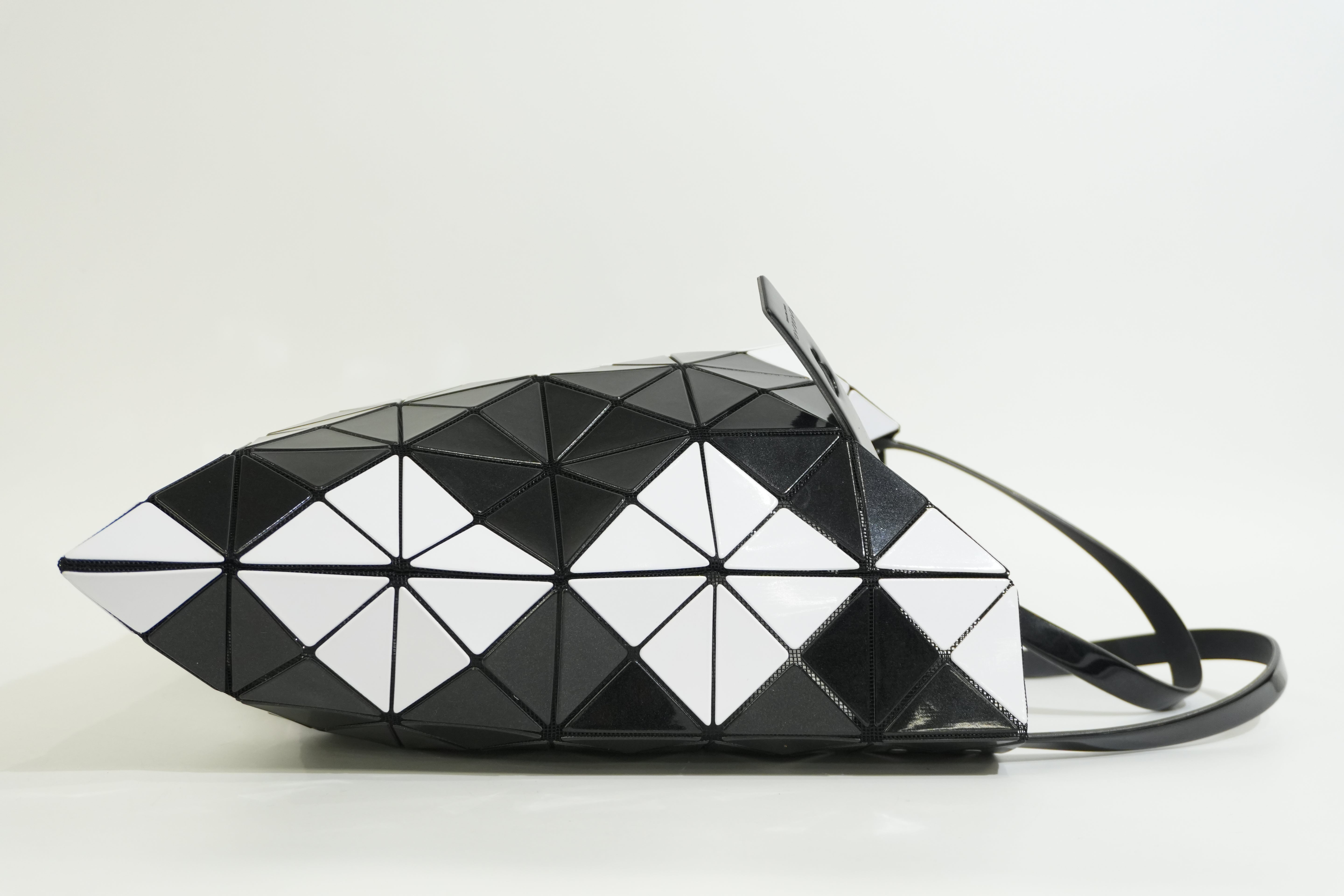 Pre-owned Baobao Tote Bag Black and White