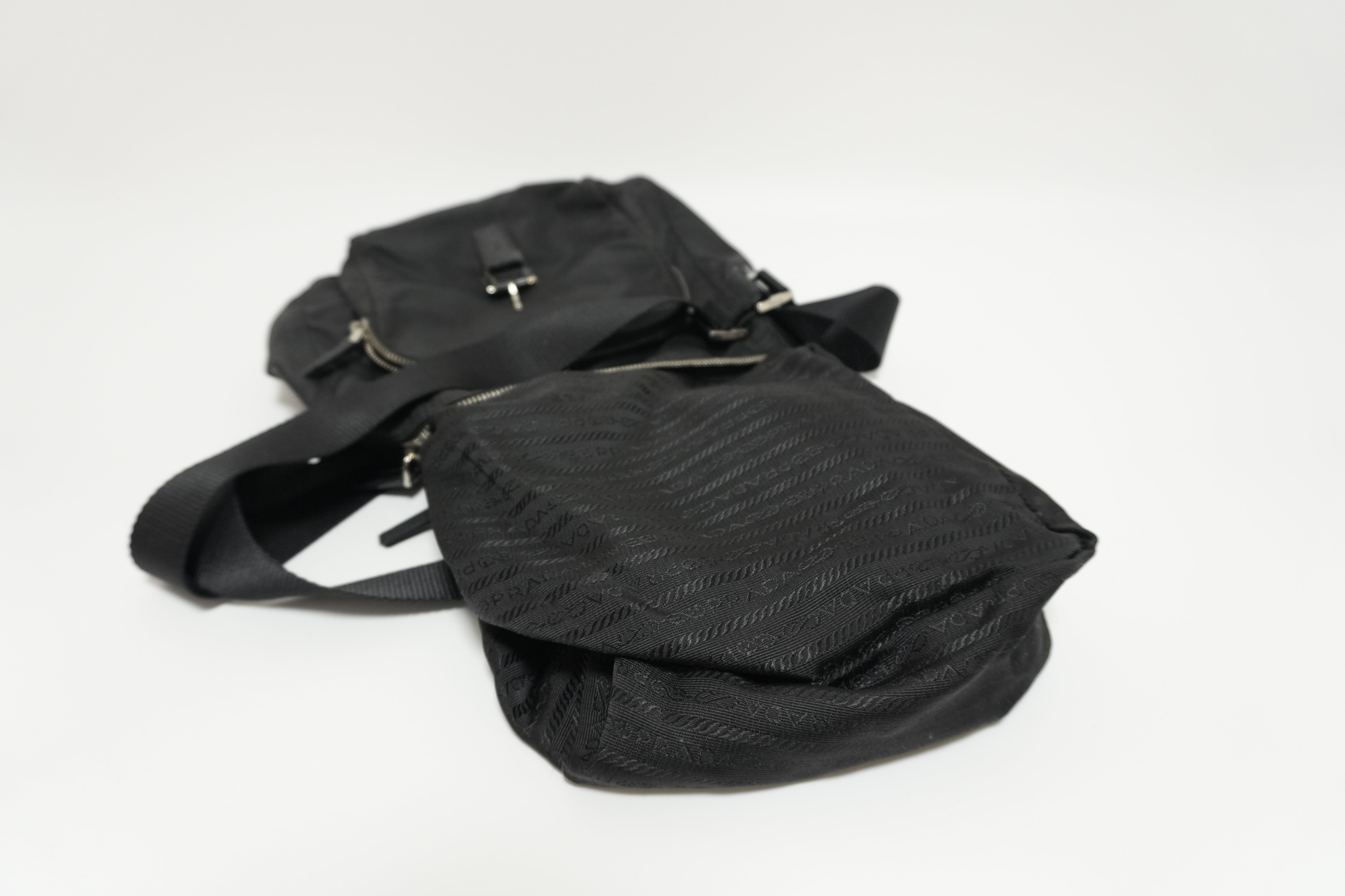 Borsa a tracolla in nylon Prada usata