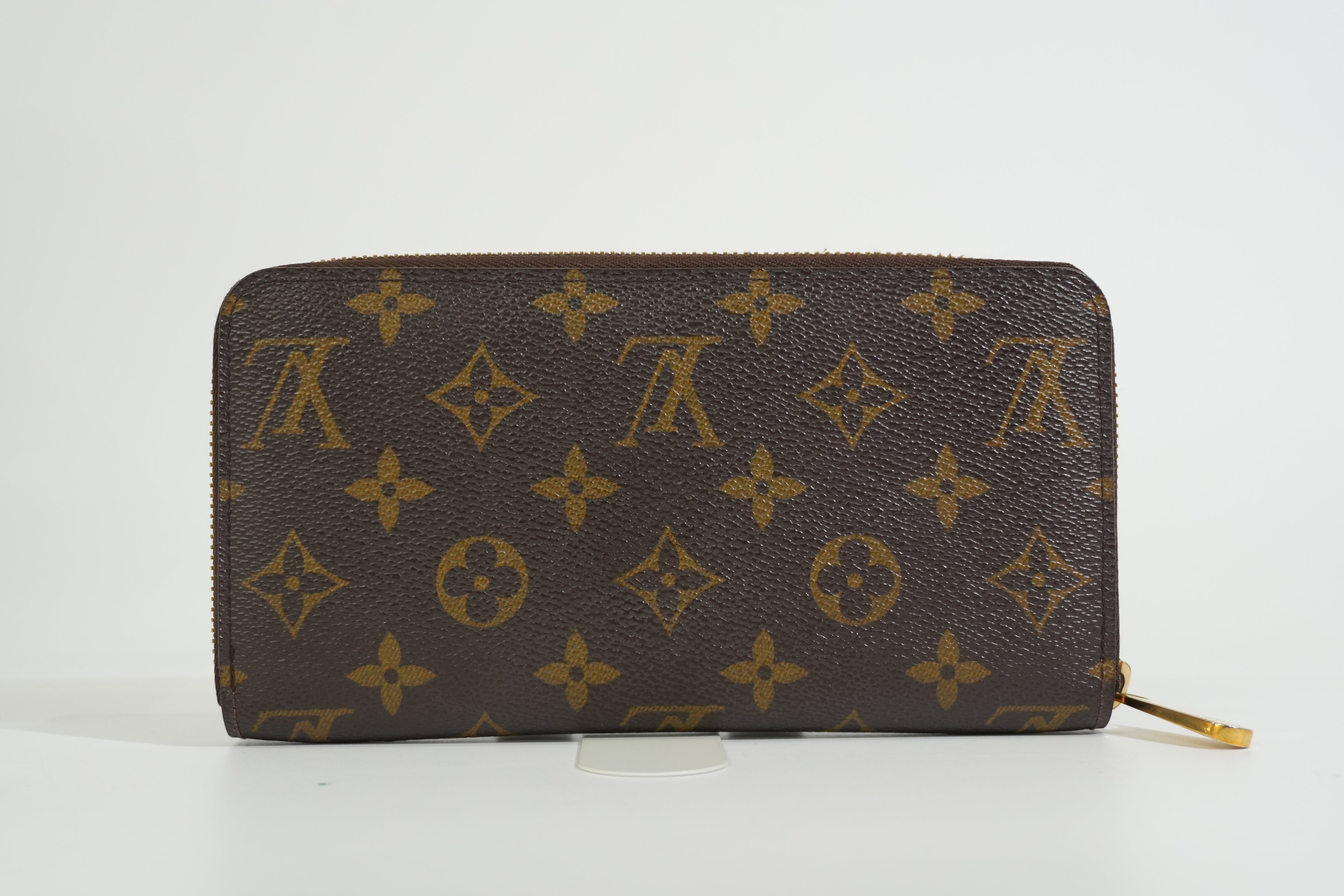 Pre-owned Louis Vuitton Monogram Zippy Long Wallet