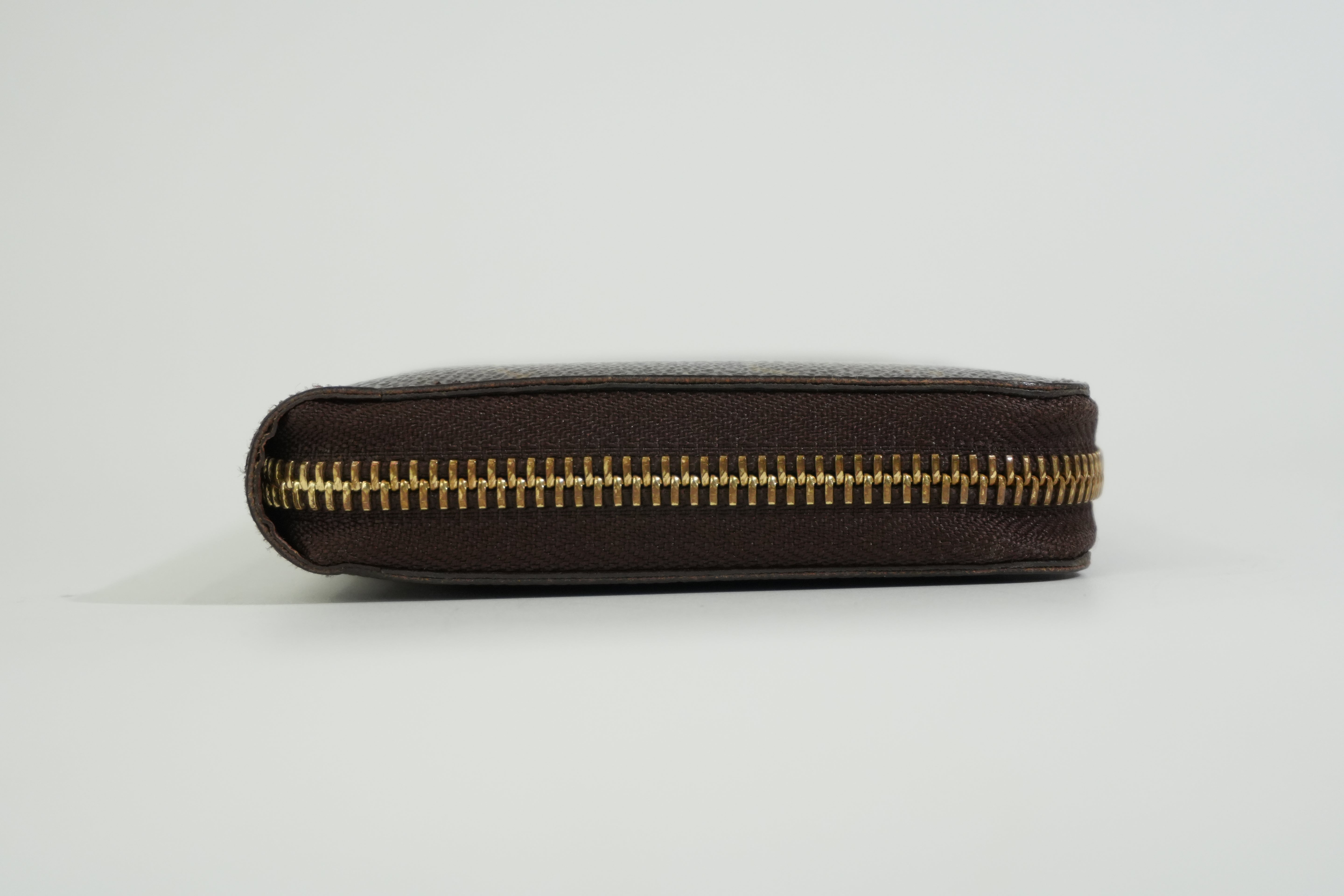 Pre-owned Louis Vuitton Monogram Zippy Long Wallet