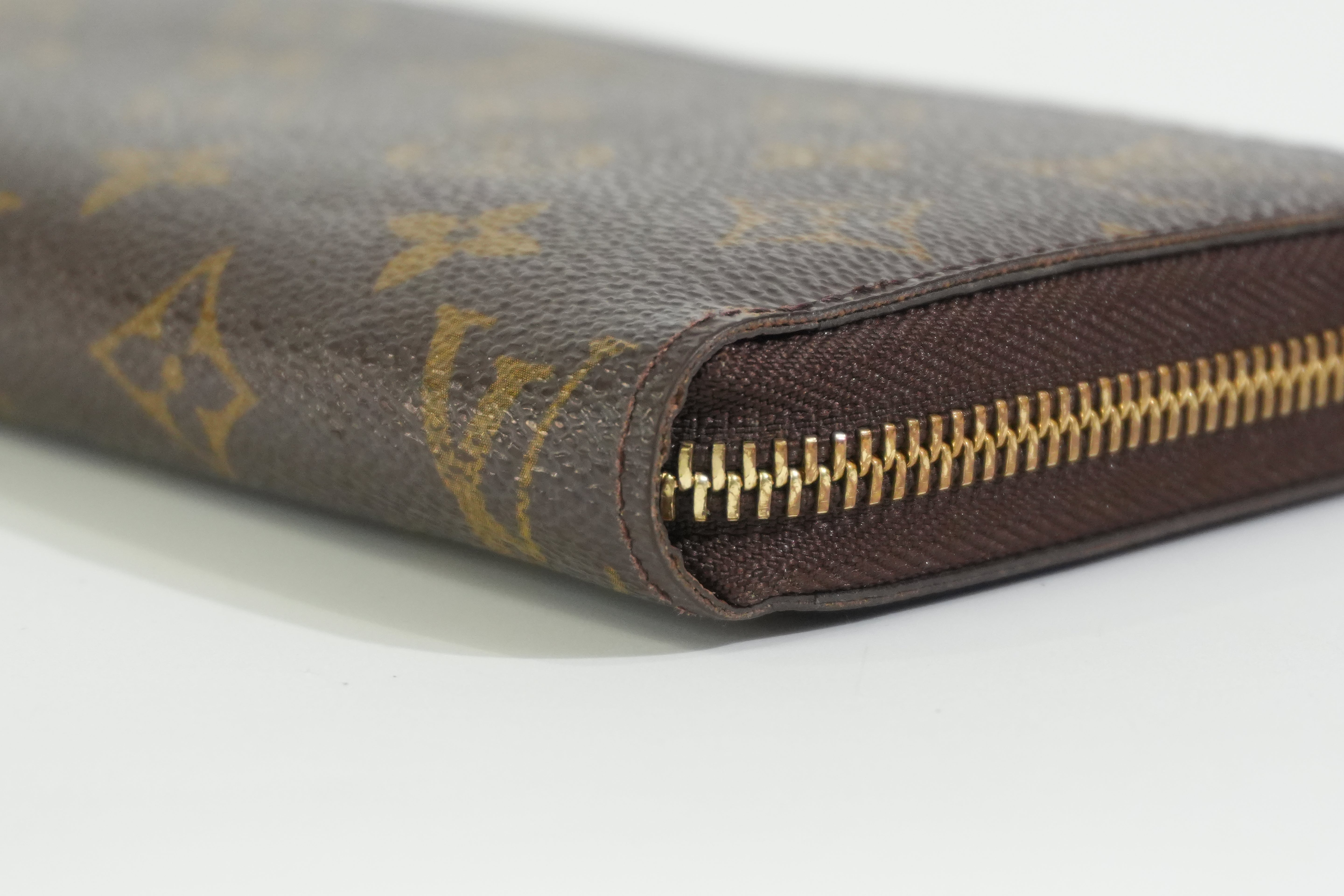 Pre-owned Louis Vuitton Monogram Zippy Long Wallet