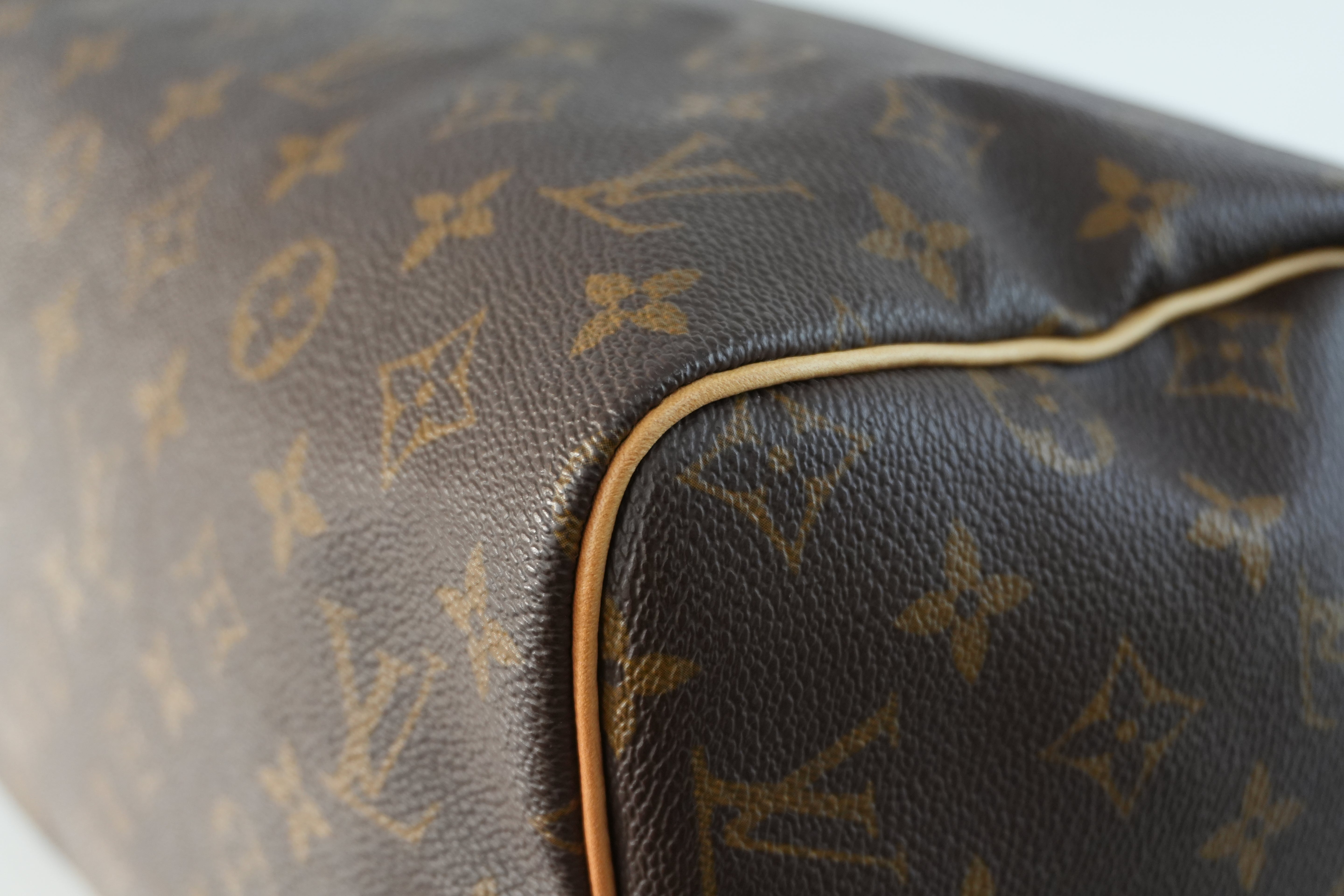 Louis Vuitton Monogram Speedy 30 Handbag Used