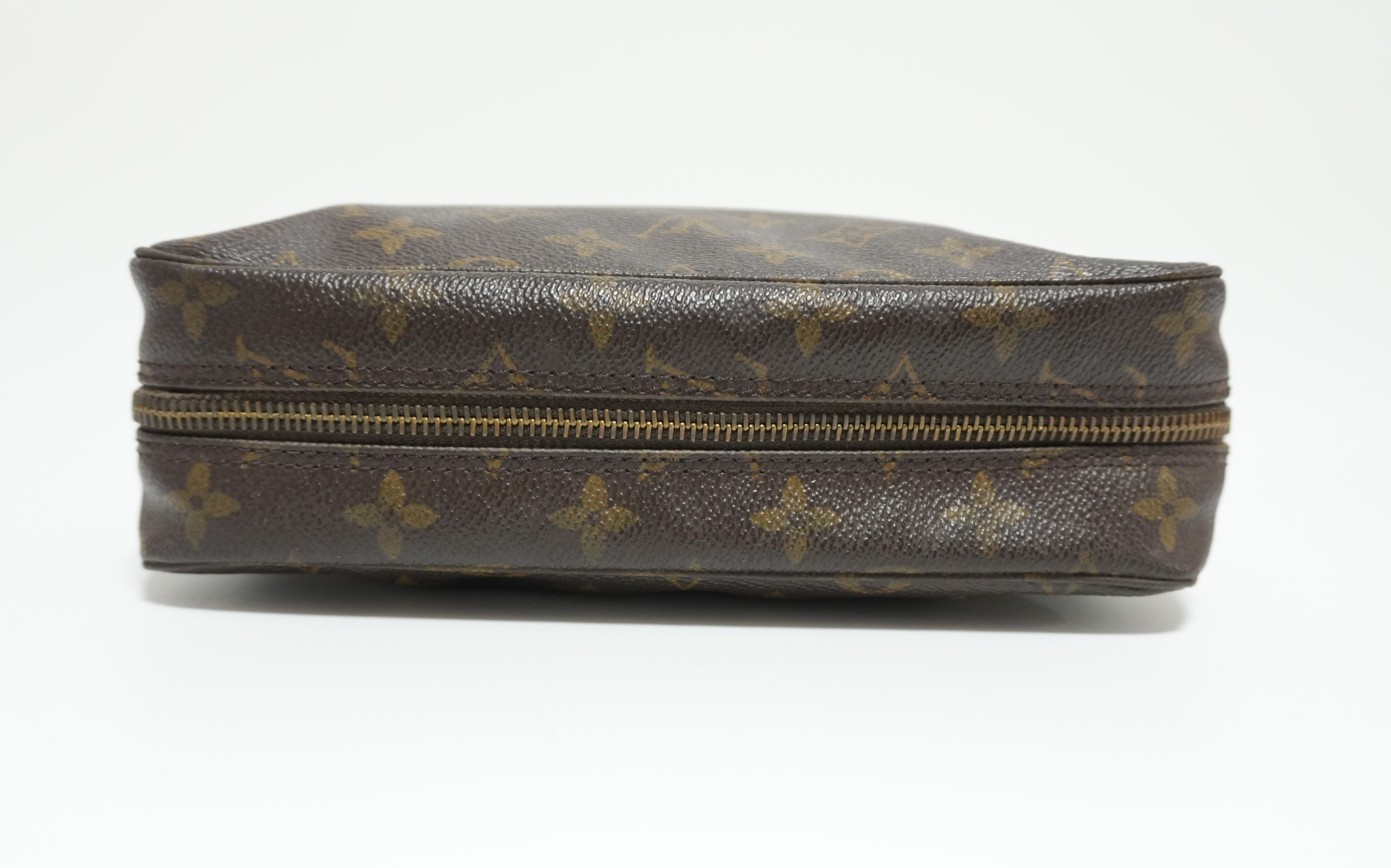 ルイヴィトン トゥルース 23 中古