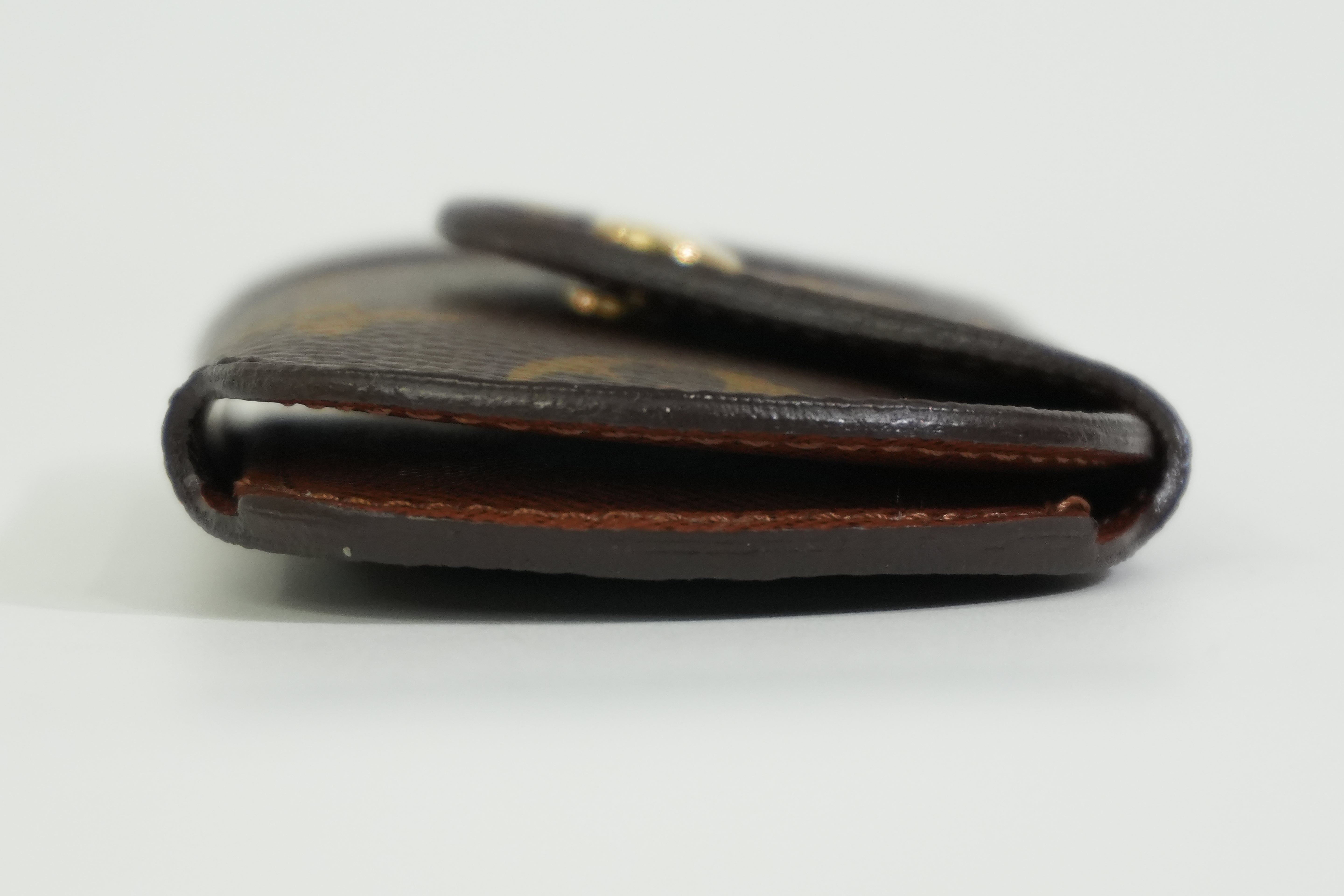 Pre-owned Louis Vuitton Monogram Oval Multicles 4