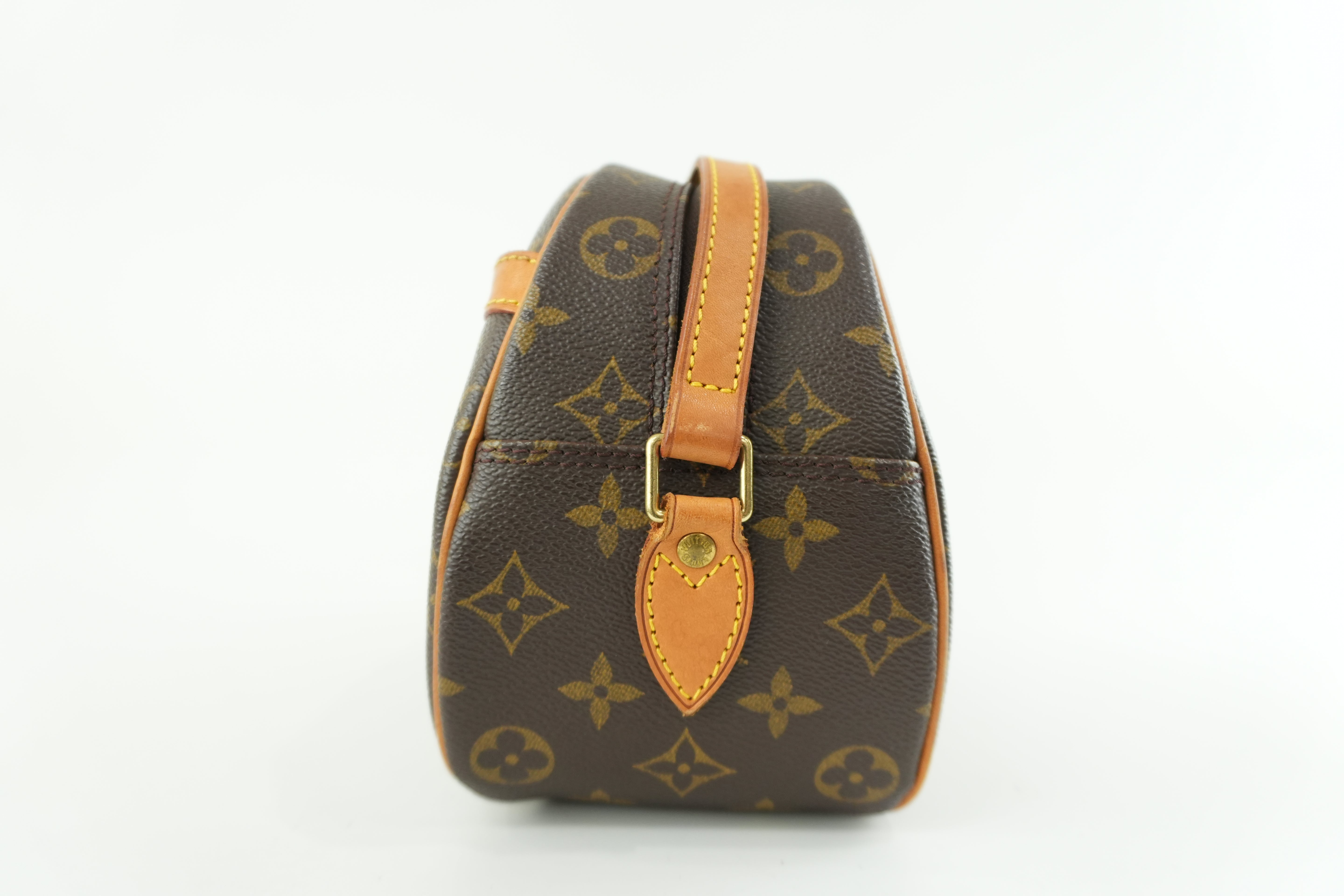 Pre-owned Louis Vuitton Monogram Blois Shoulder Bag