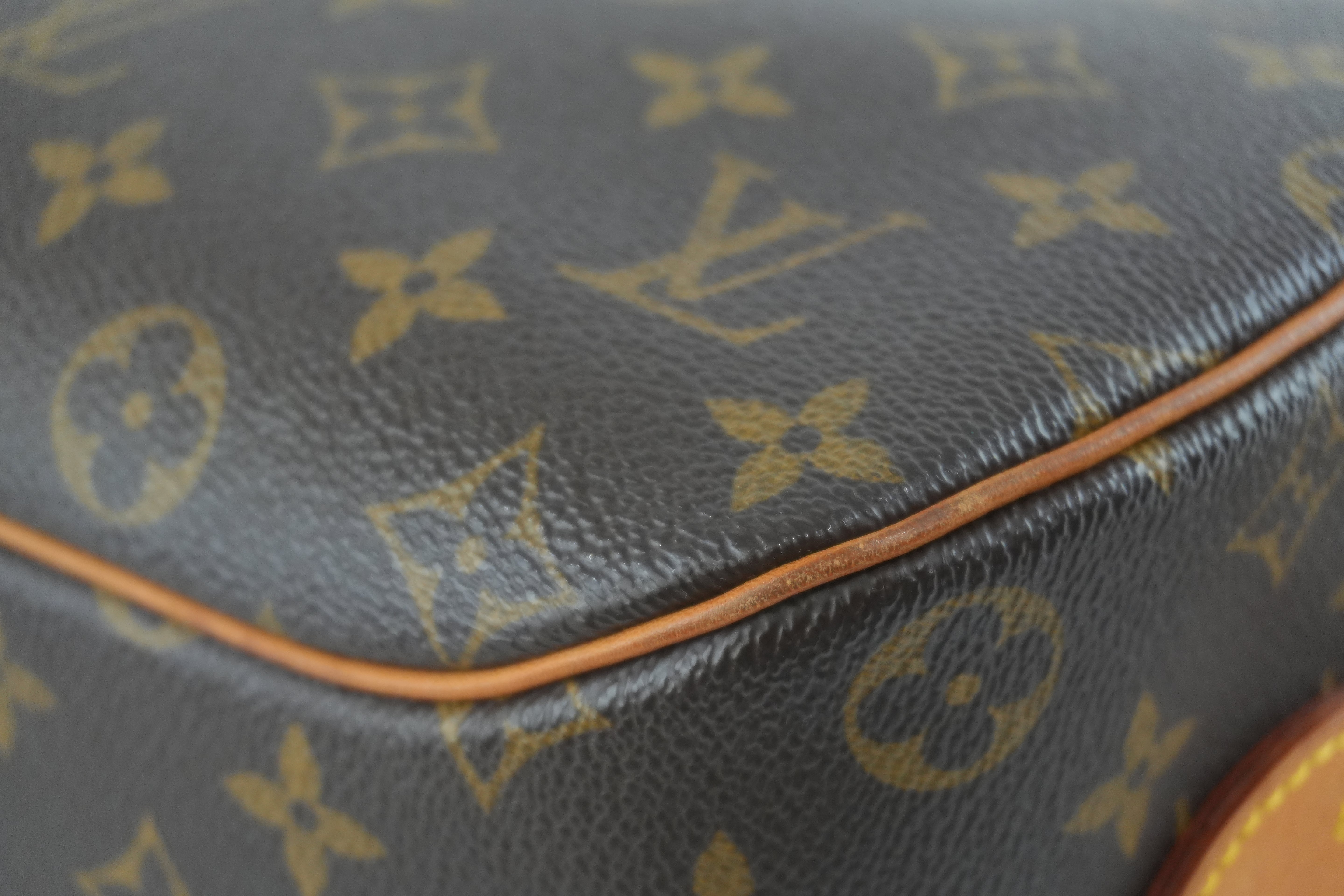 Pre-owned Louis Vuitton Monogram Blois Shoulder Bag