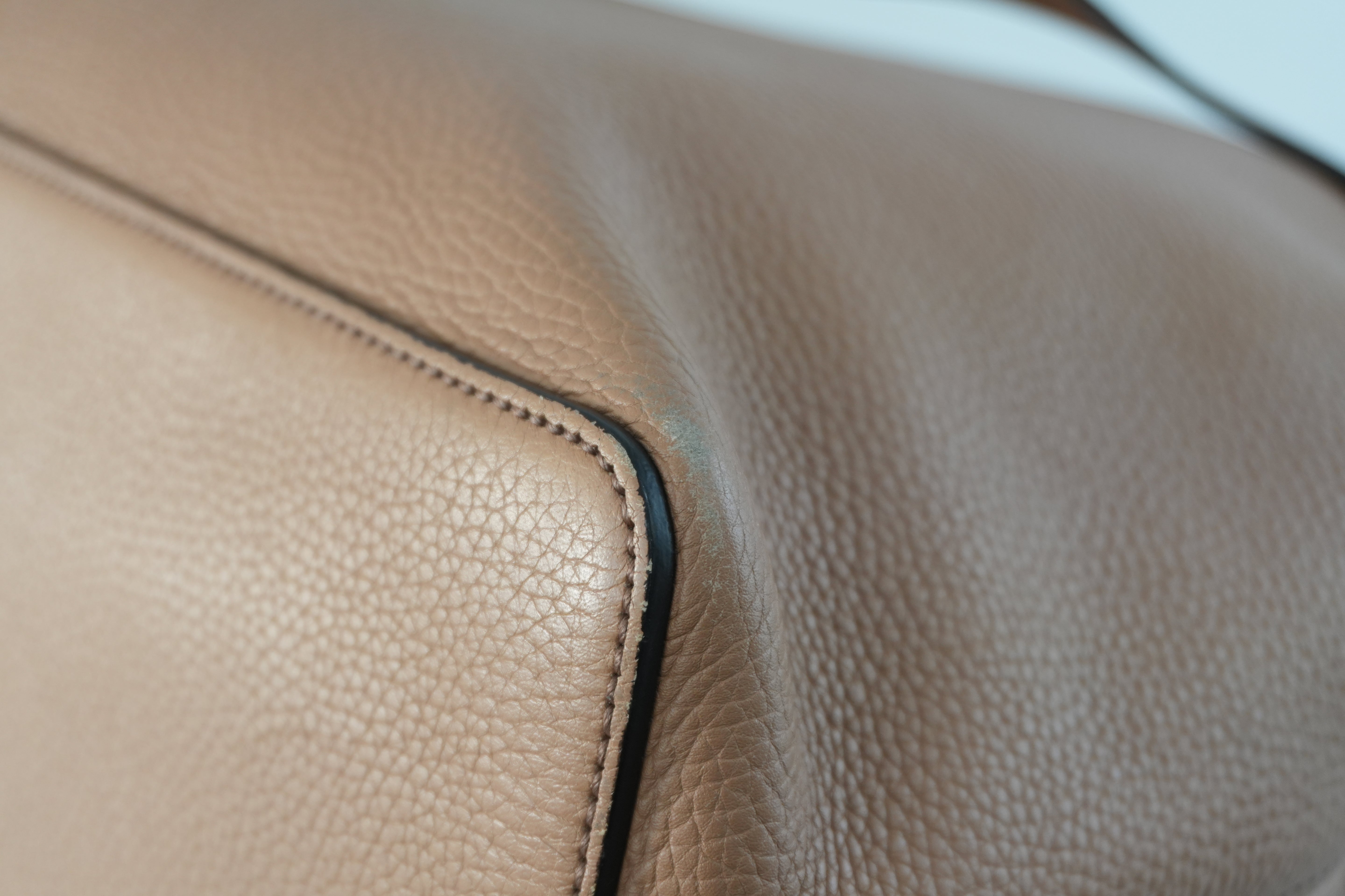 Gucci Soho Interlocking Two Way Shoulder Bag Beige Used