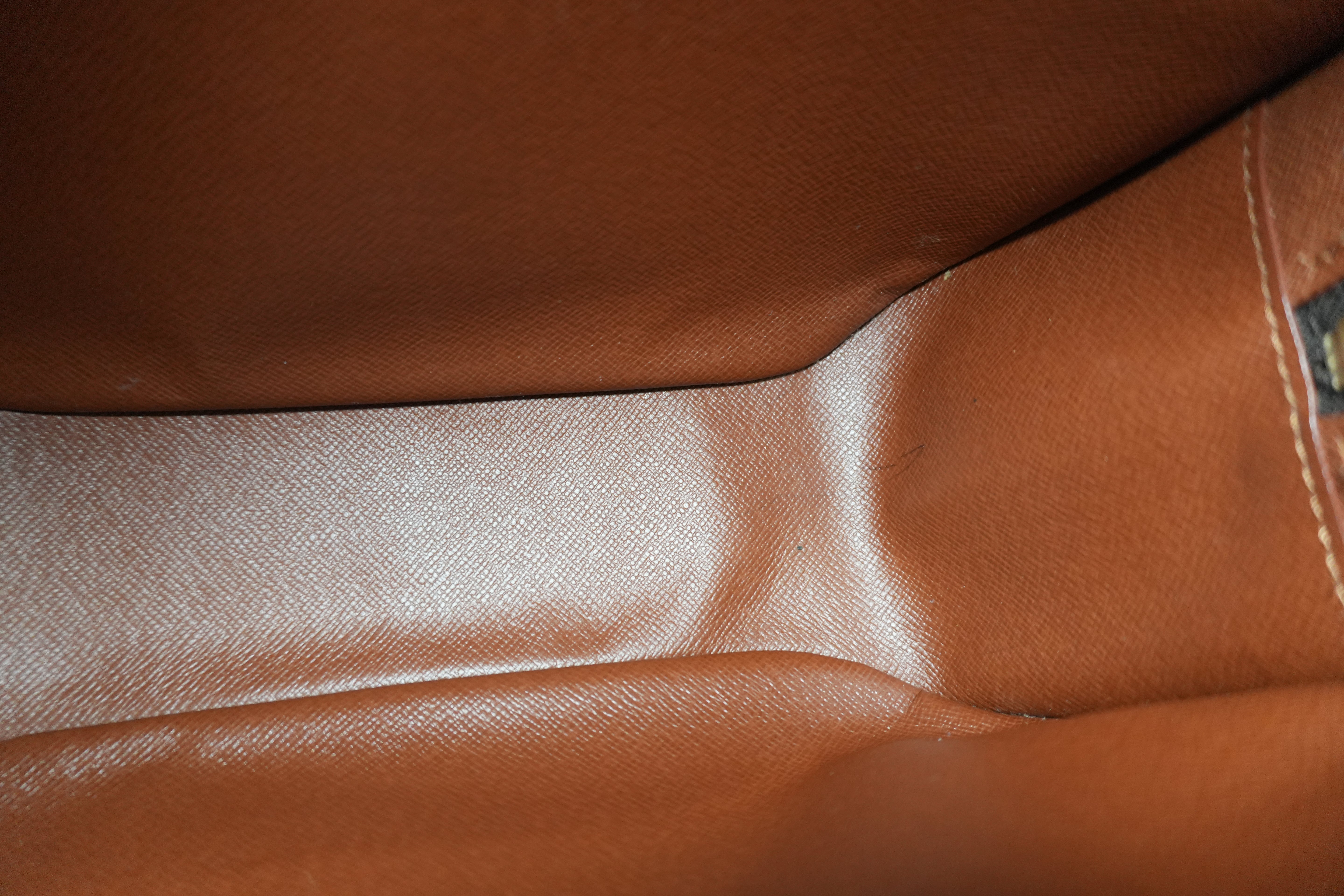 Pre-owned Louis Vuitton Monogram Blois Shoulder Bag