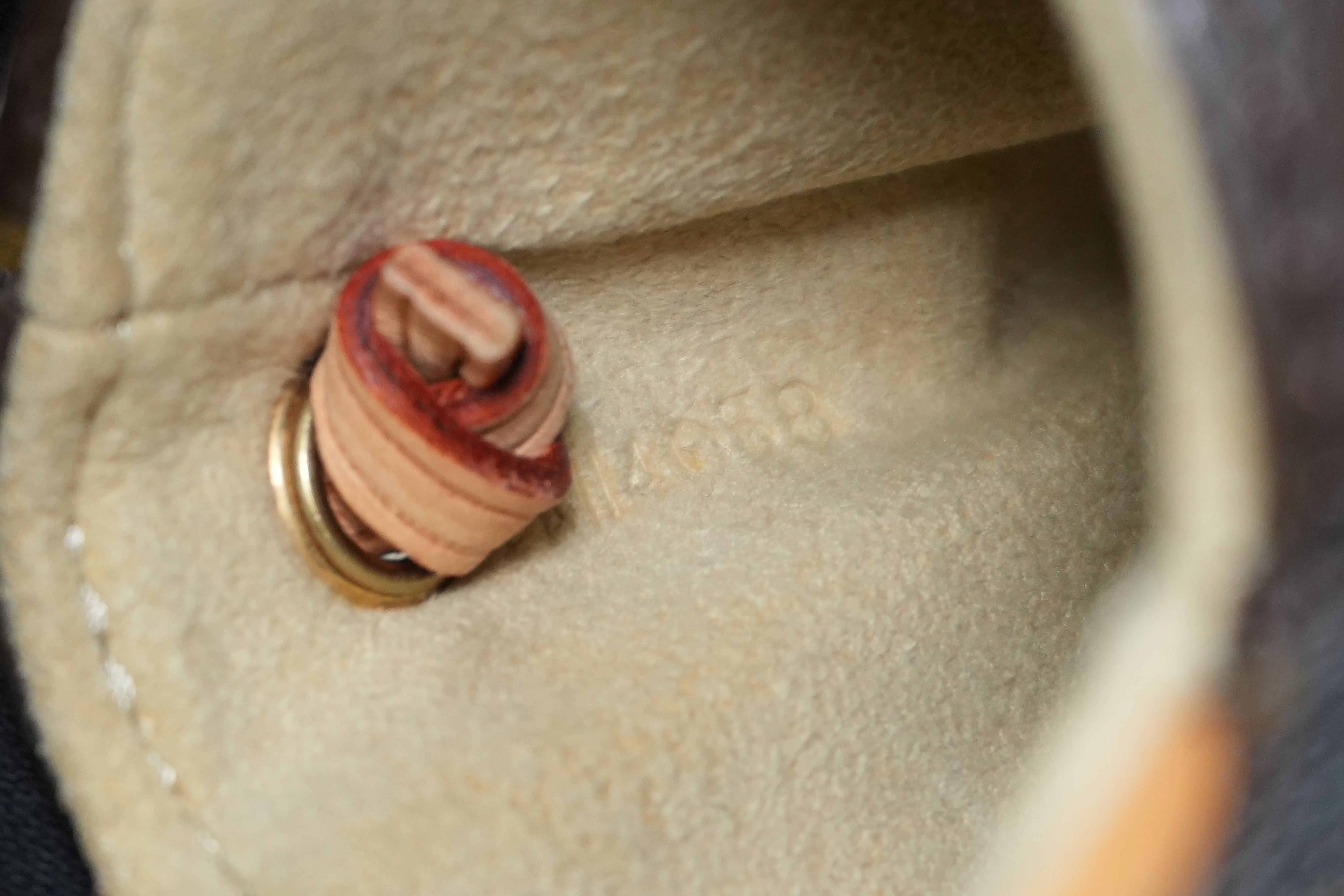 Pre-owned Louis Vuitton Monogram Pochette Cancun Crossbody Bag