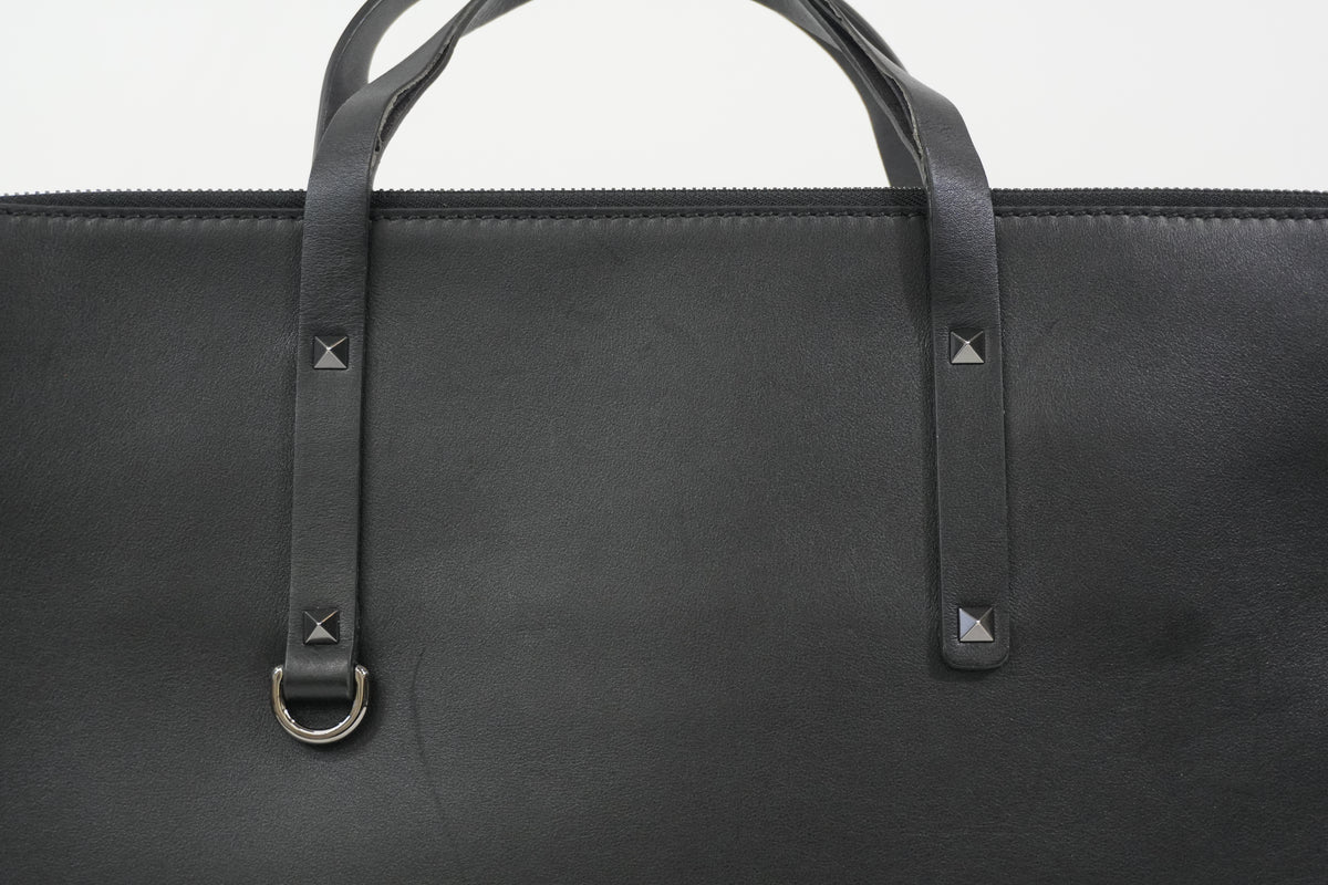 Pre-Owned Valentino Laptop Handbag