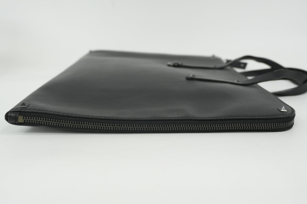 Pre-Owned Valentino Laptop Handbag