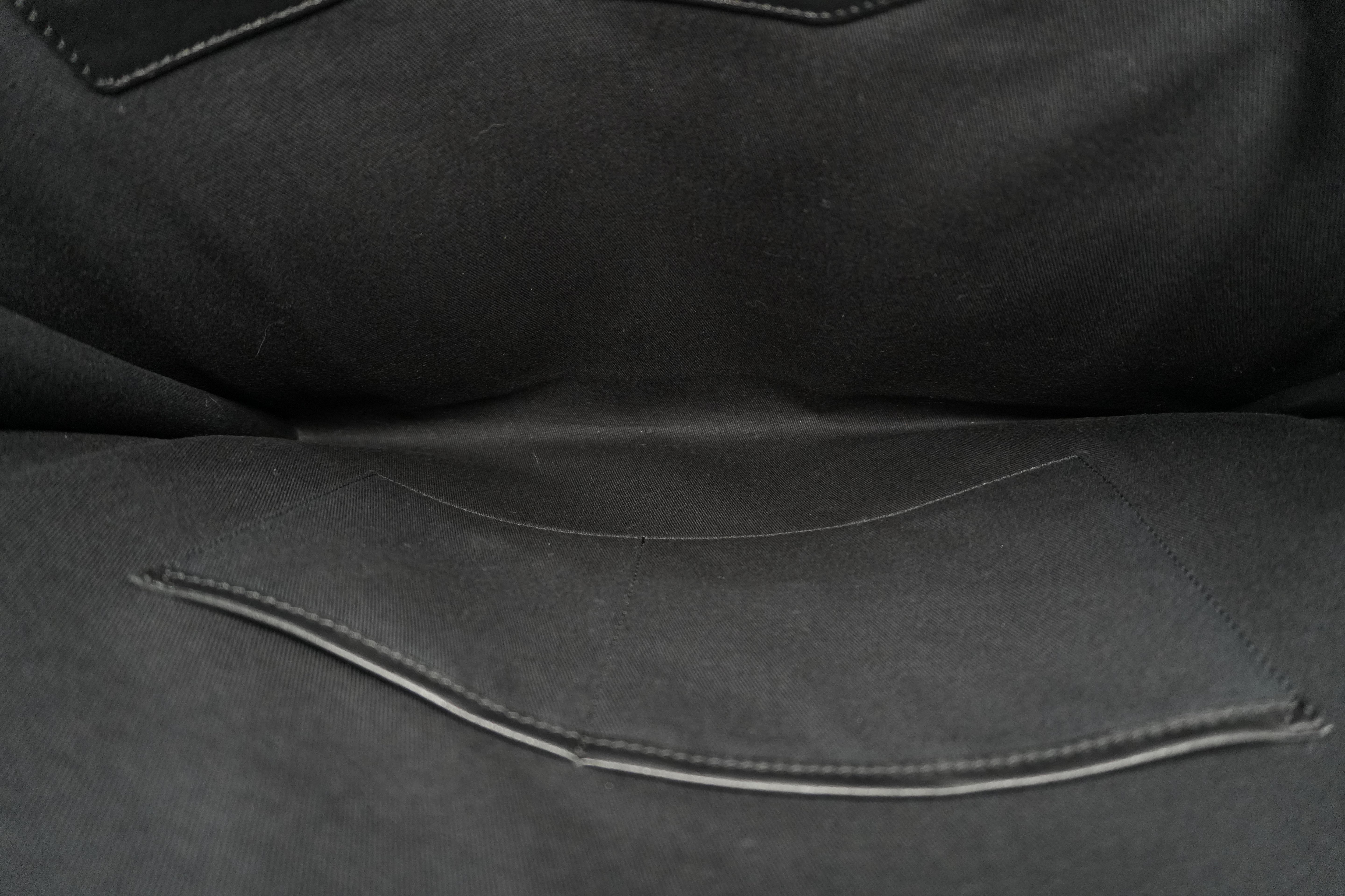 Pre-Owned Valentino Laptop Handbag