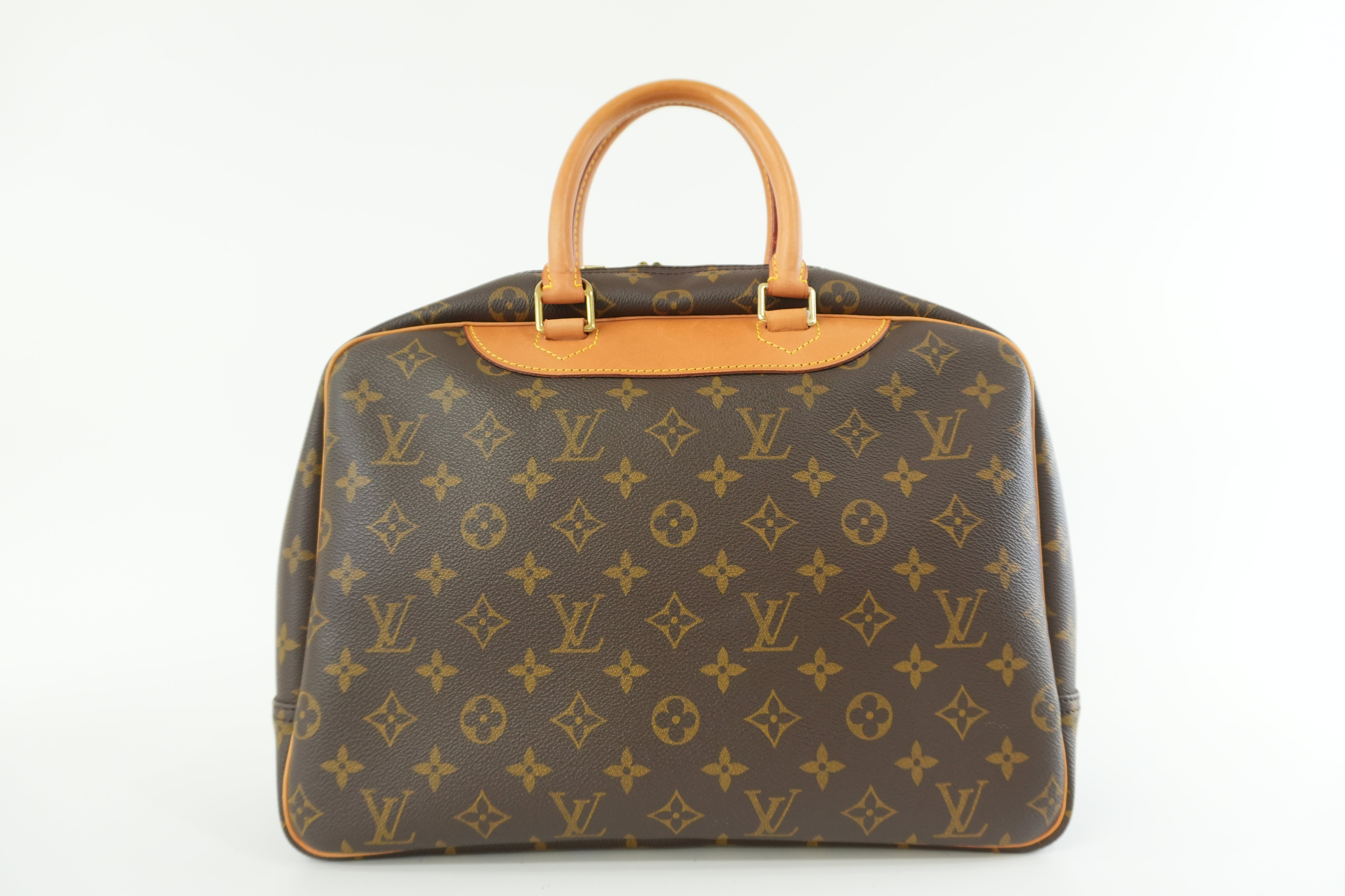 Pre-owned Louis Vuitton Monogram Deauville Handbag