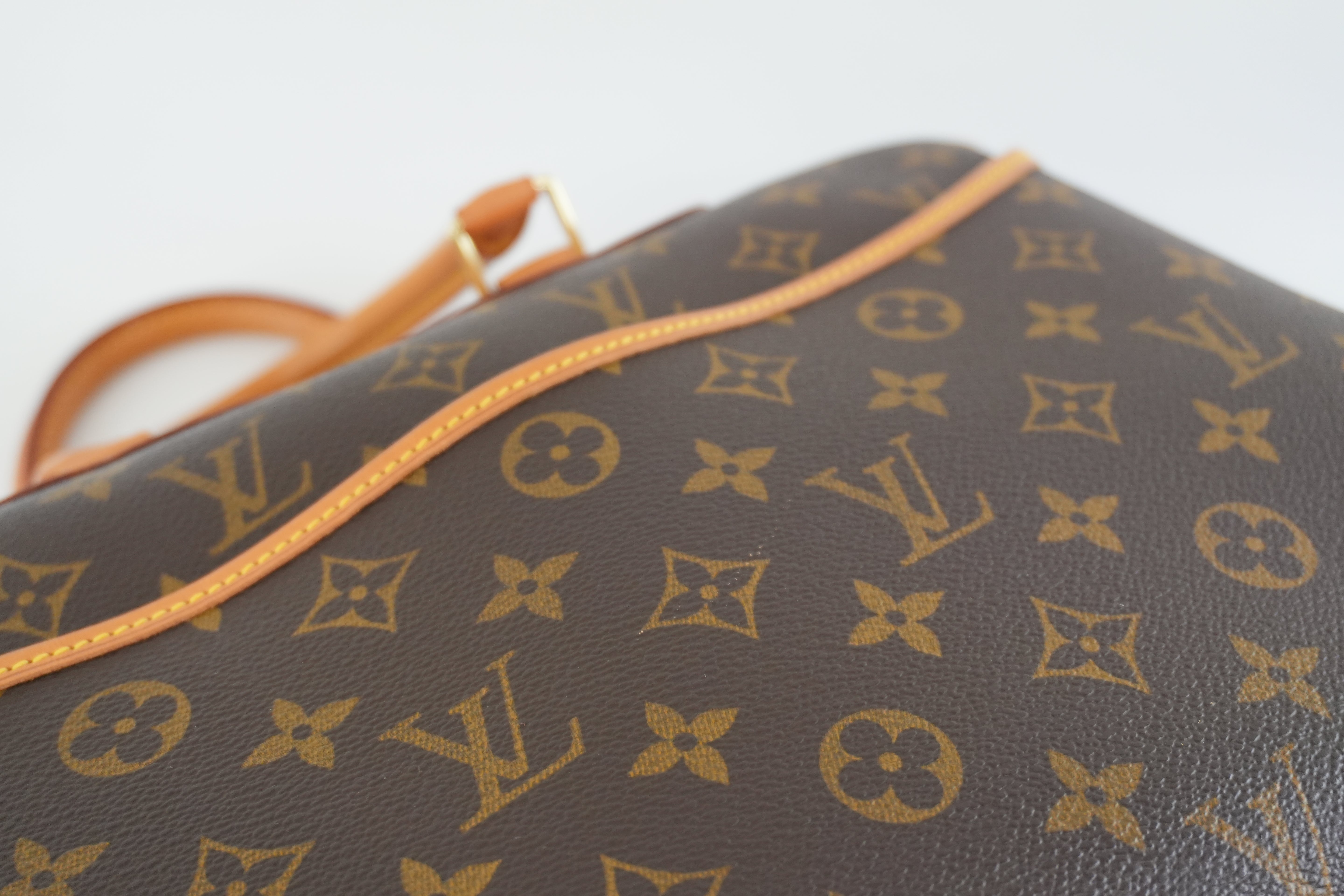 Pre-owned Louis Vuitton Monogram Deauville Handbag