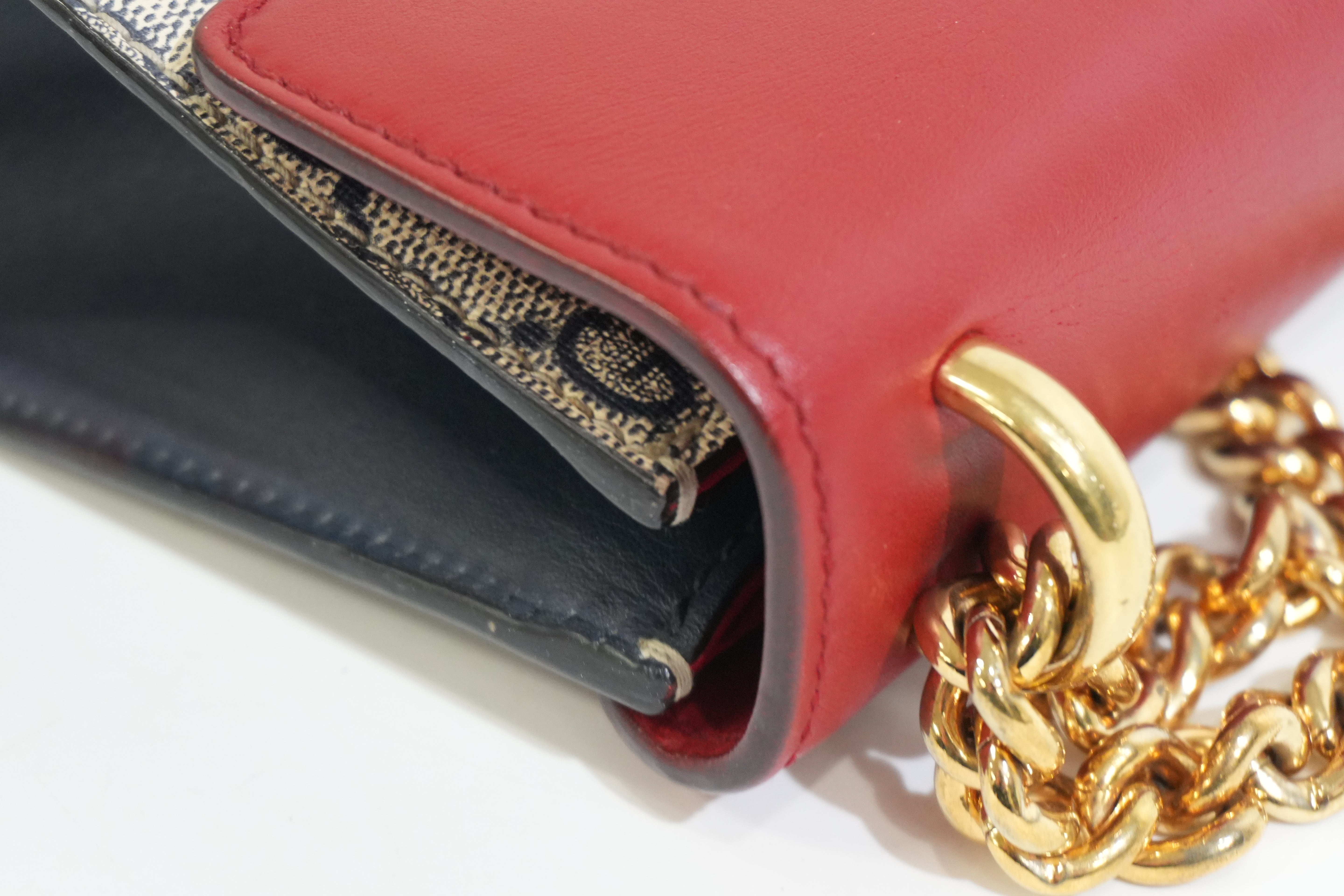 Pre-owned Gucci Padlock Small Chain Shoulder Bag Red