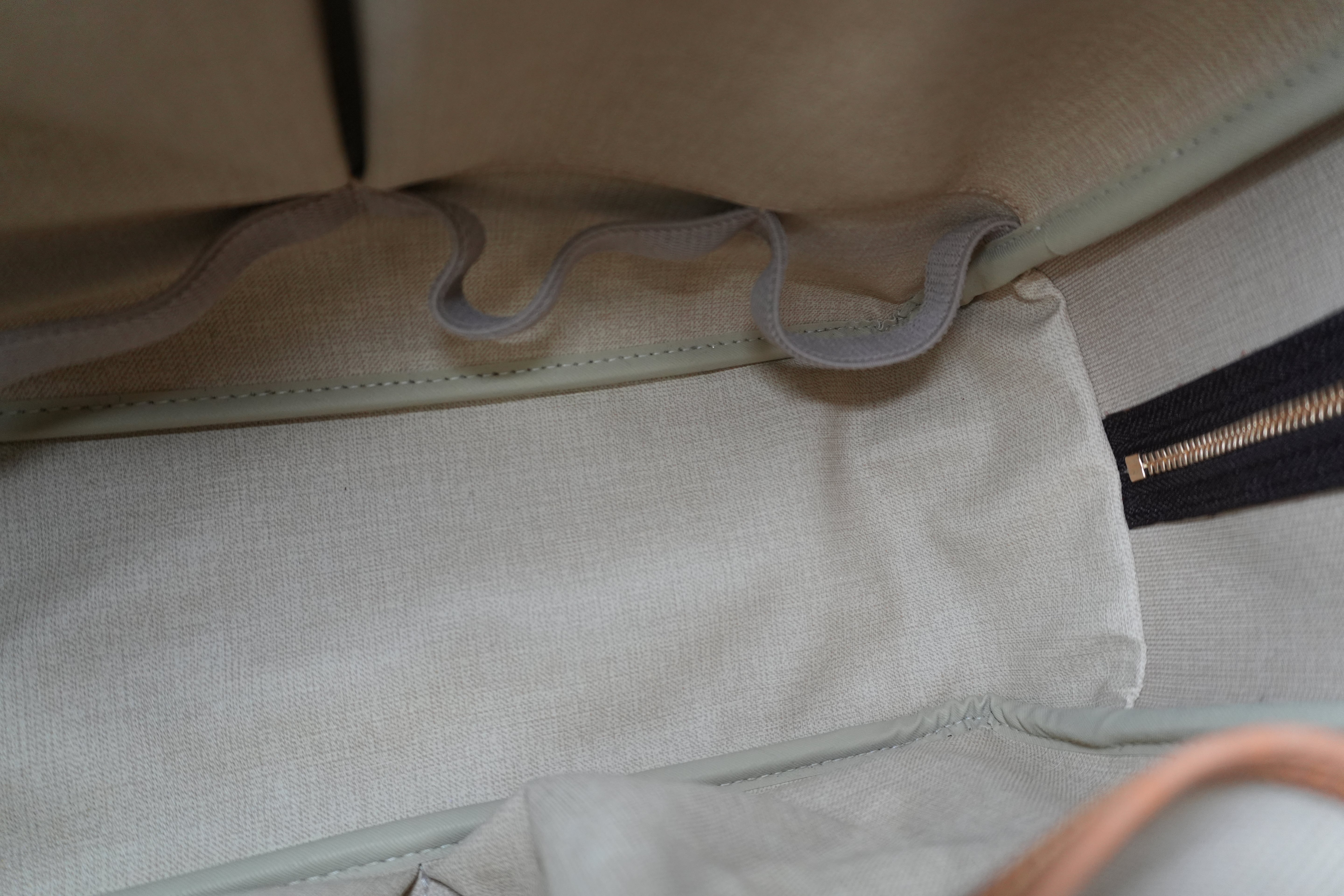 Pre-owned Louis Vuitton Monogram Deauville Handbag