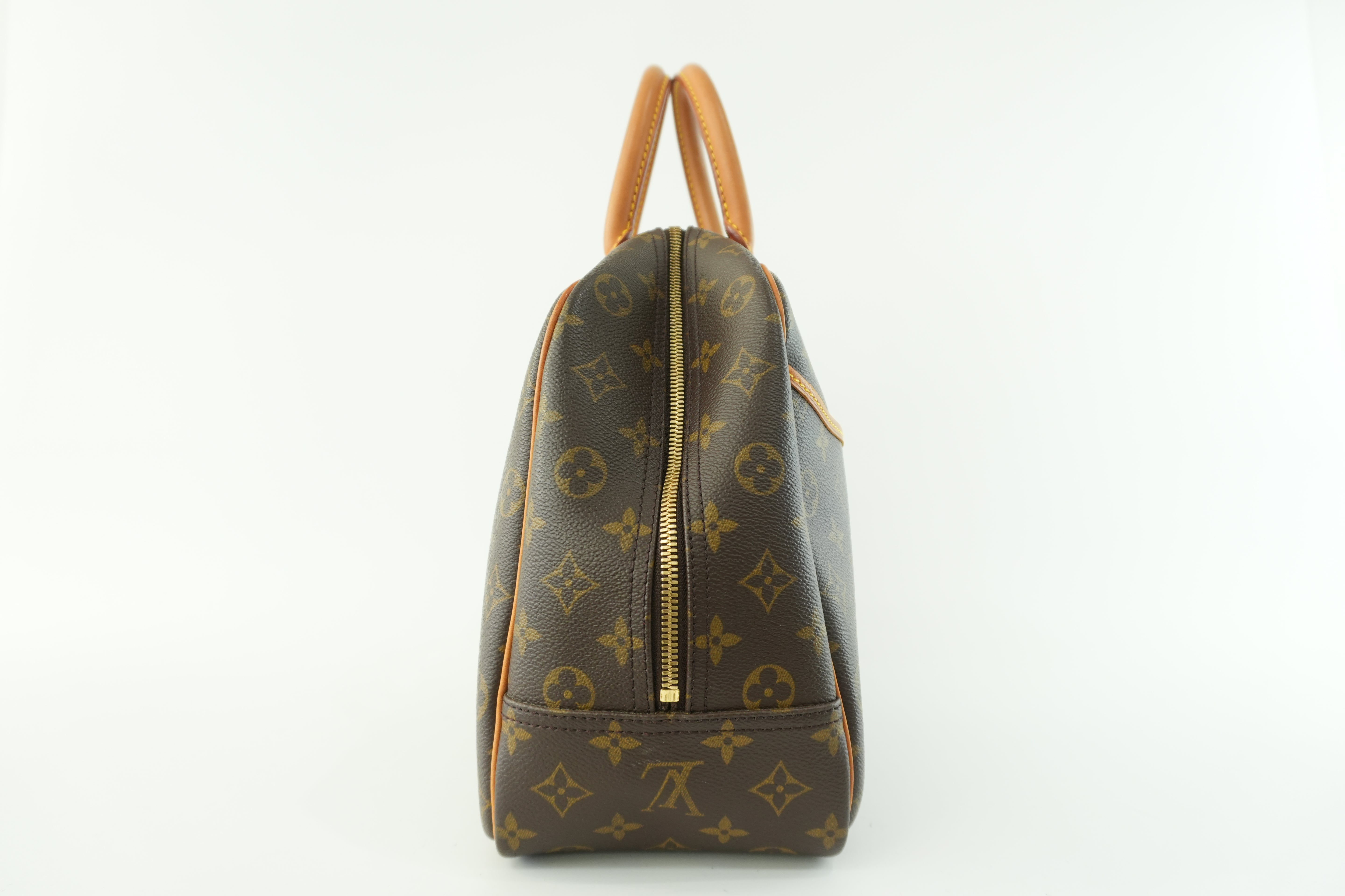 Pre-owned Louis Vuitton Monogram Deauville Handbag