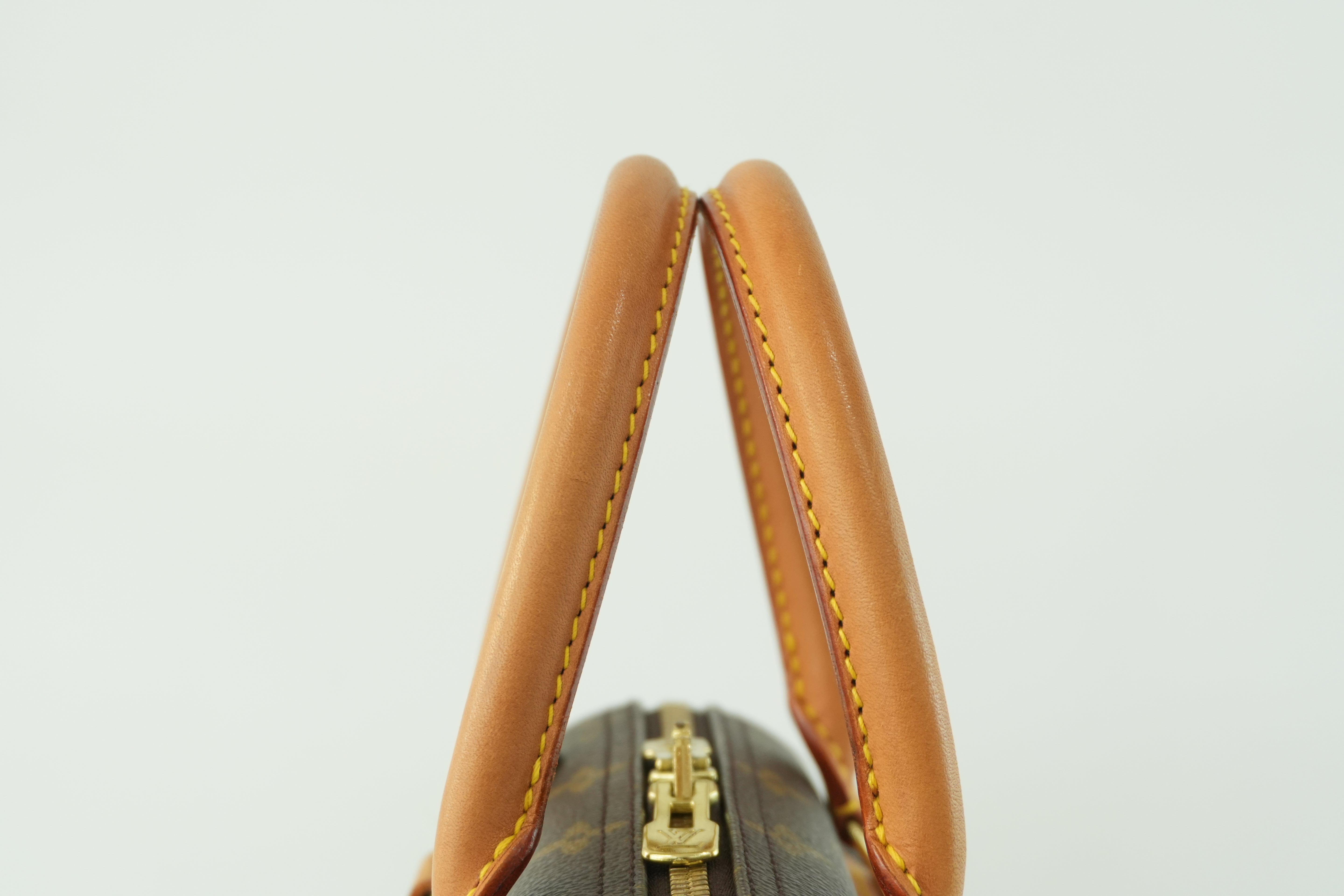 Pre-owned Louis Vuitton Monogram Deauville Handbag