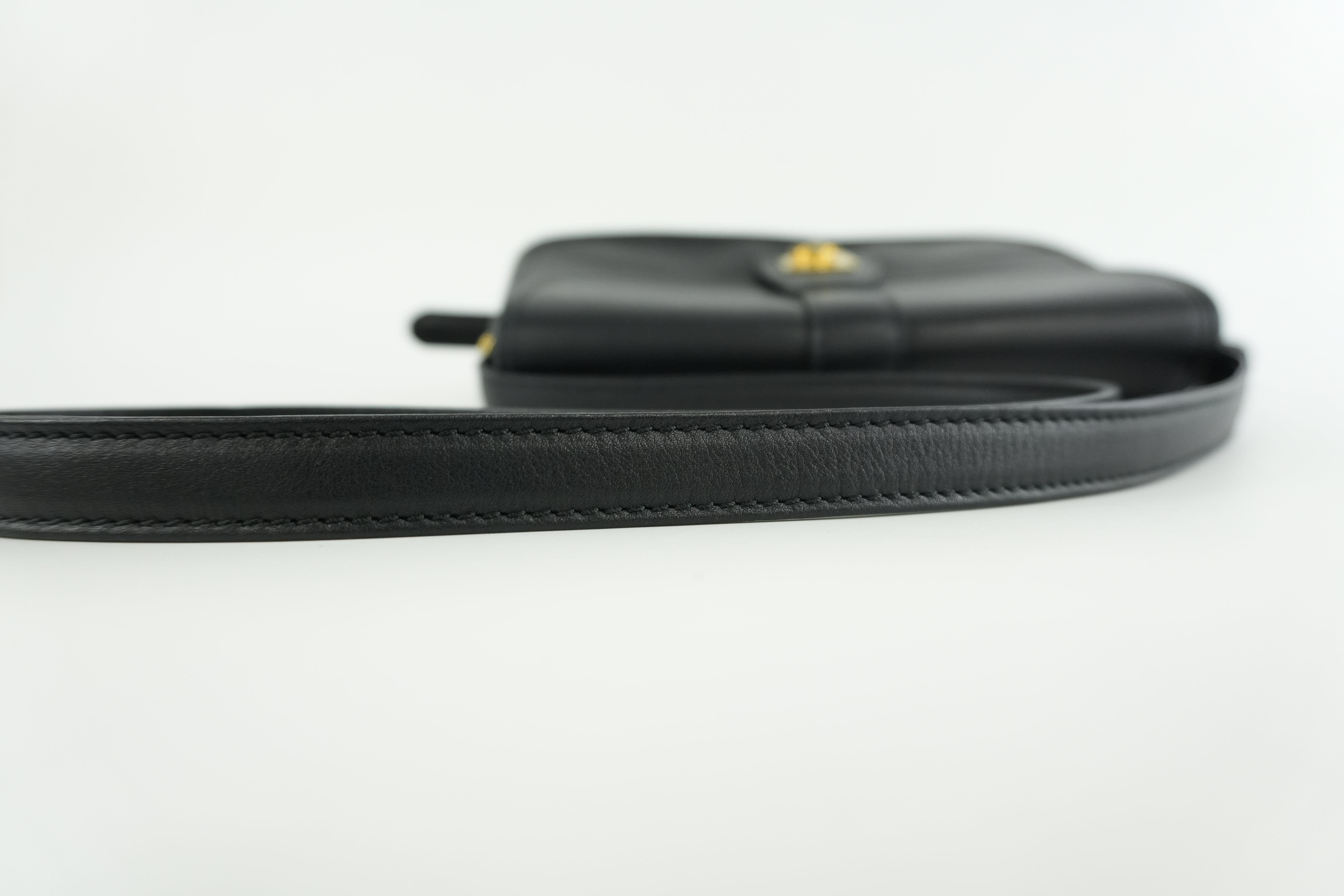 Celine Shoulder Bag Black Leather Used