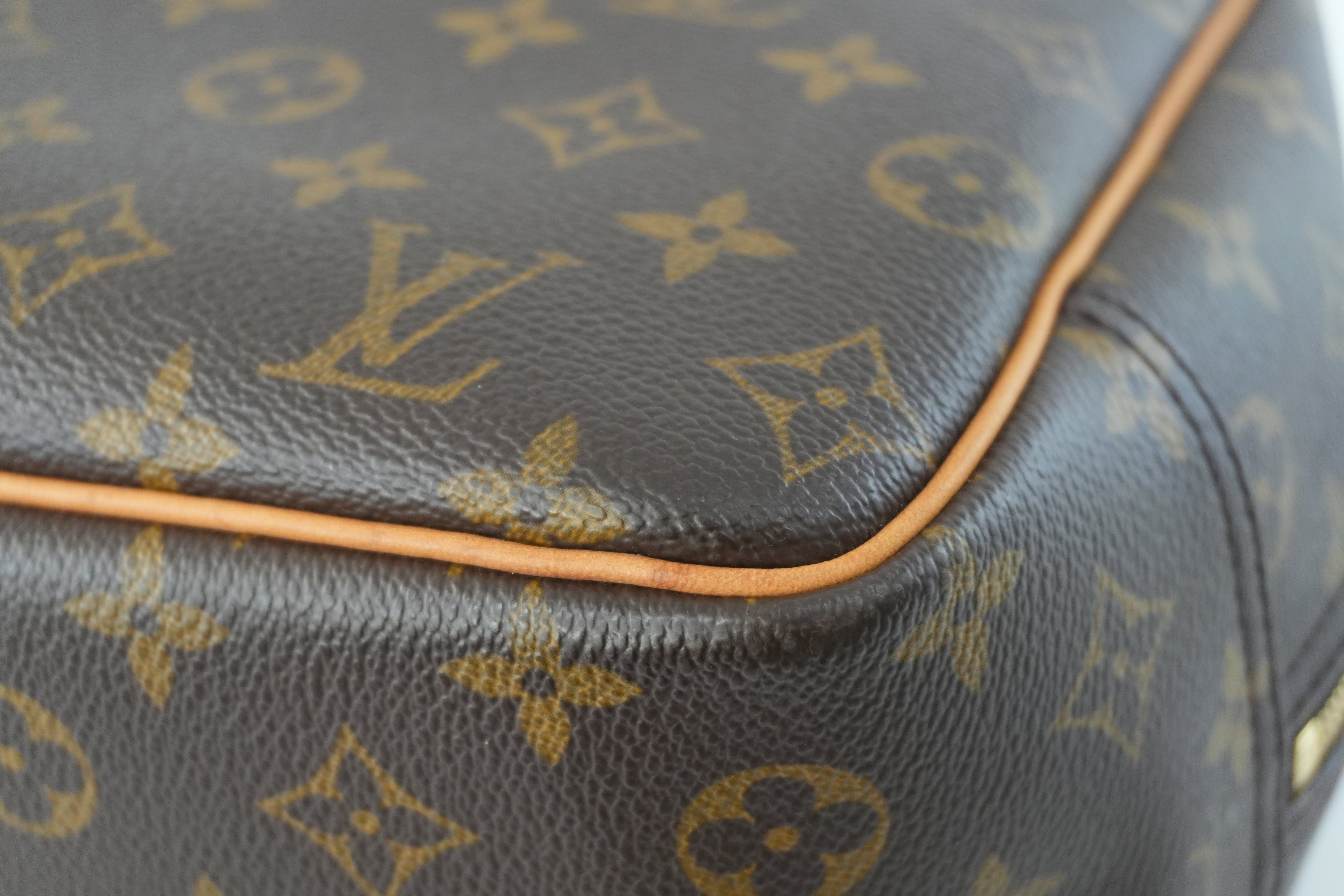 Pre-owned Louis Vuitton Monogram Deauville Handbag