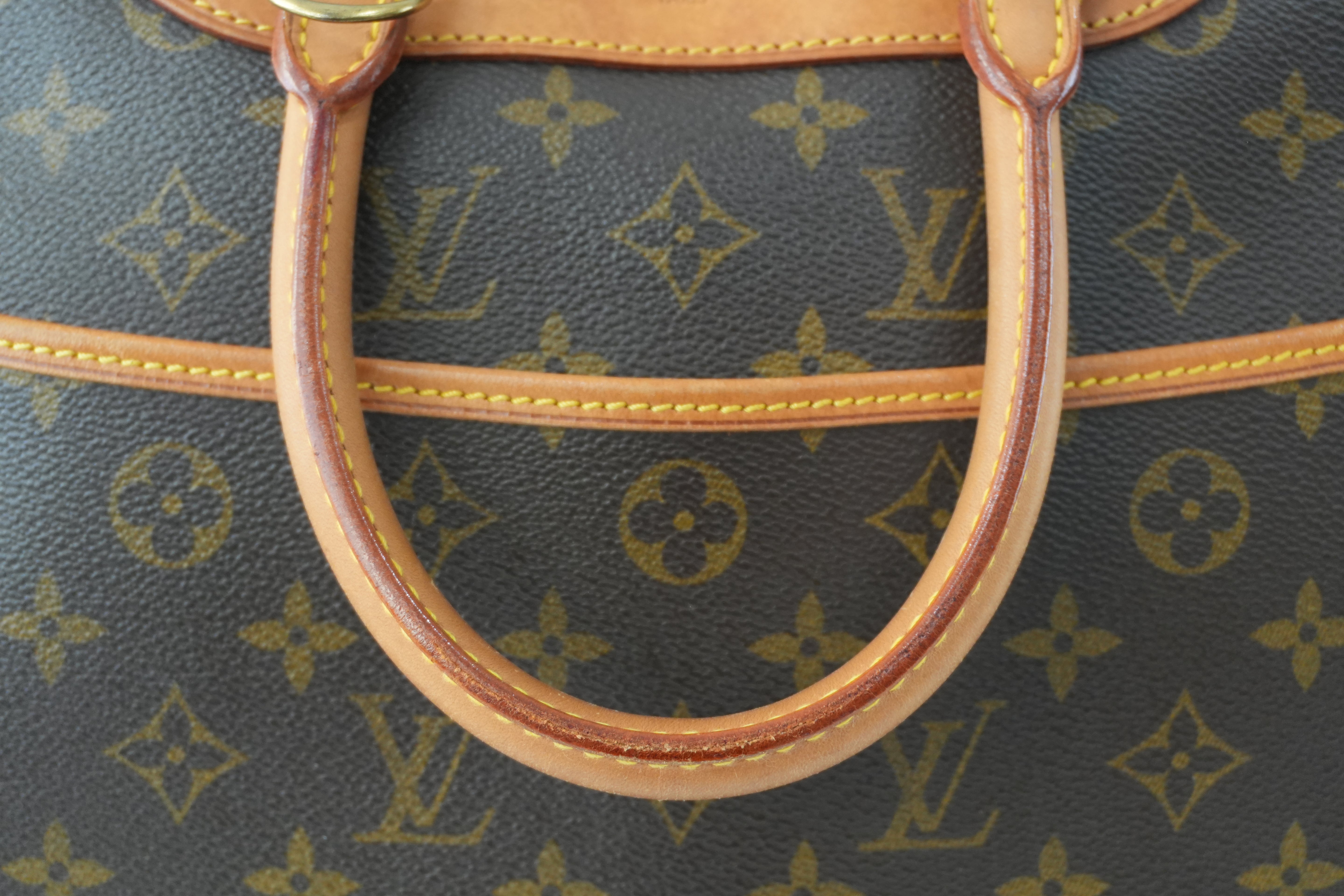 Pre-owned Louis Vuitton Monogram Deauville Handbag