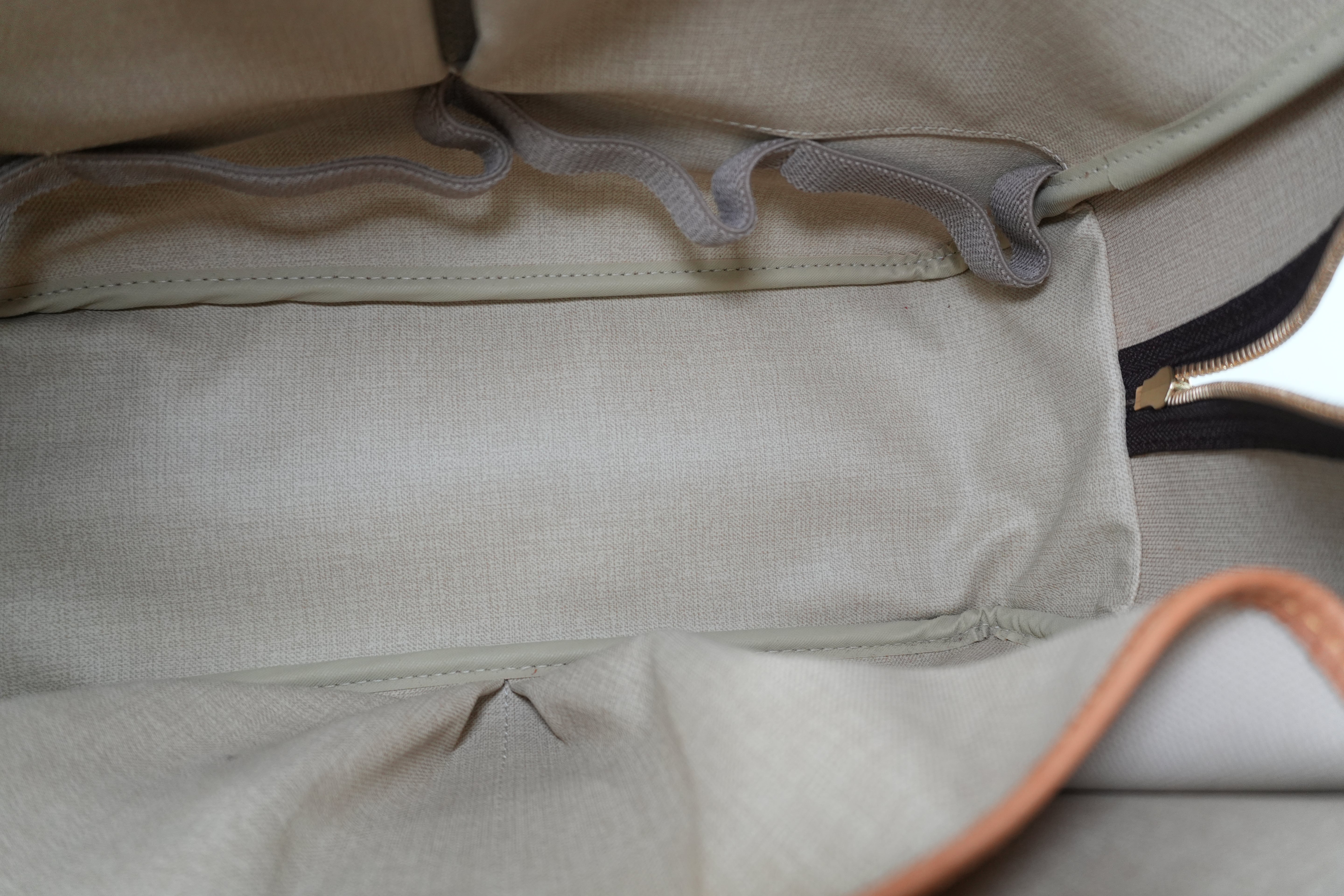 Pre-owned Louis Vuitton Monogram Deauville Handbag