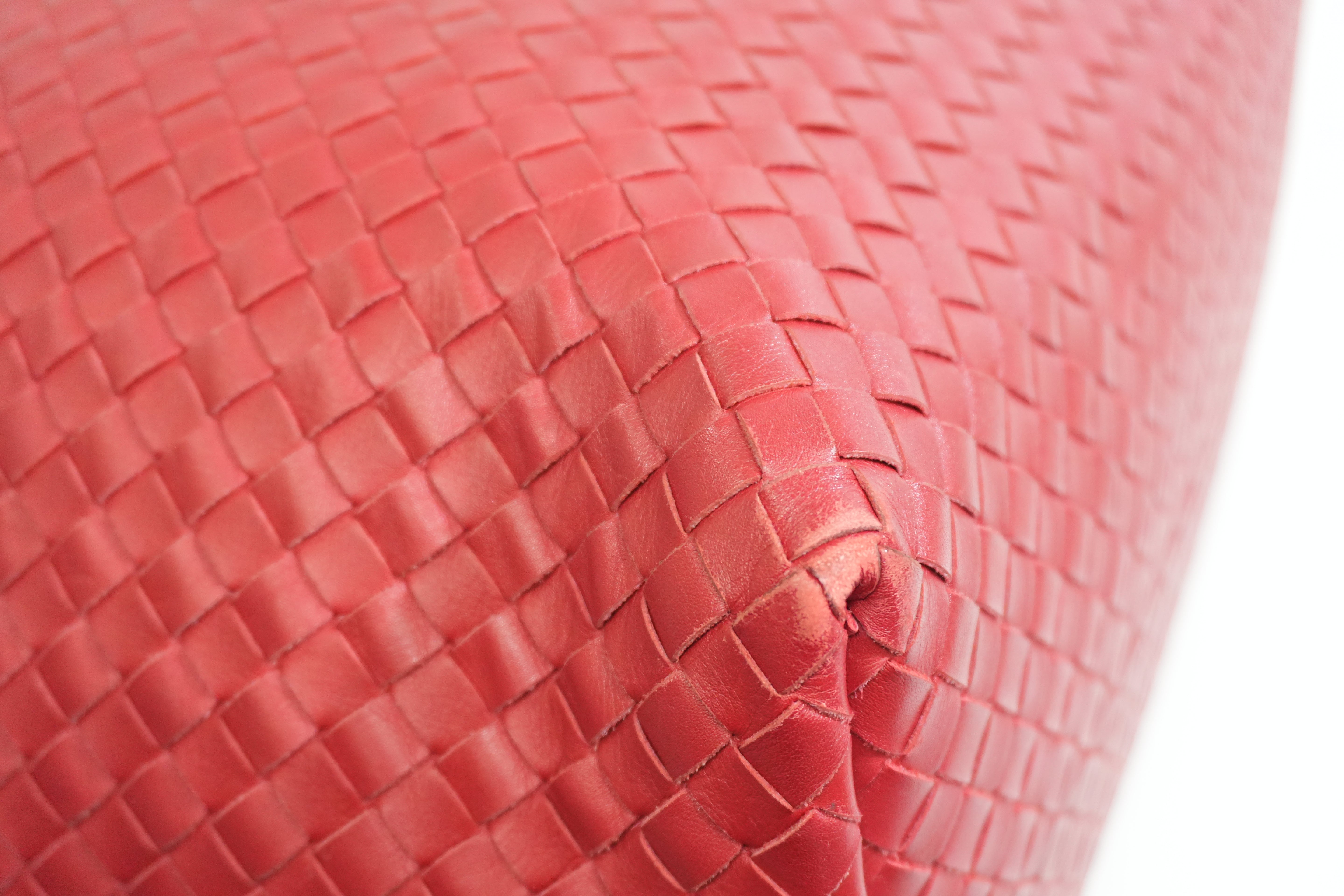 Pre-owned Bottega Handbag Red