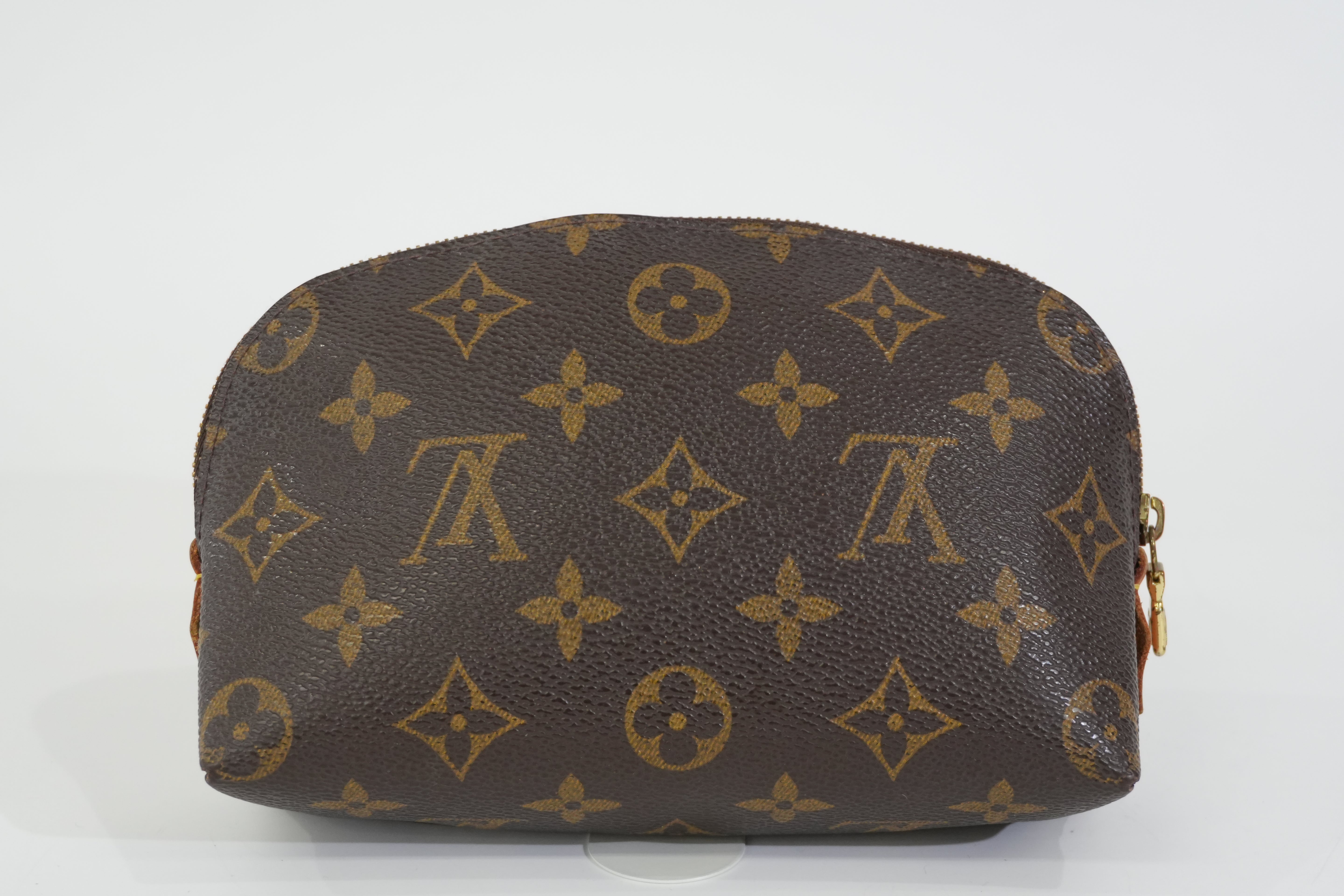 Pre-owned Louis Vuitton Monogram Cosmetic Pouch PM