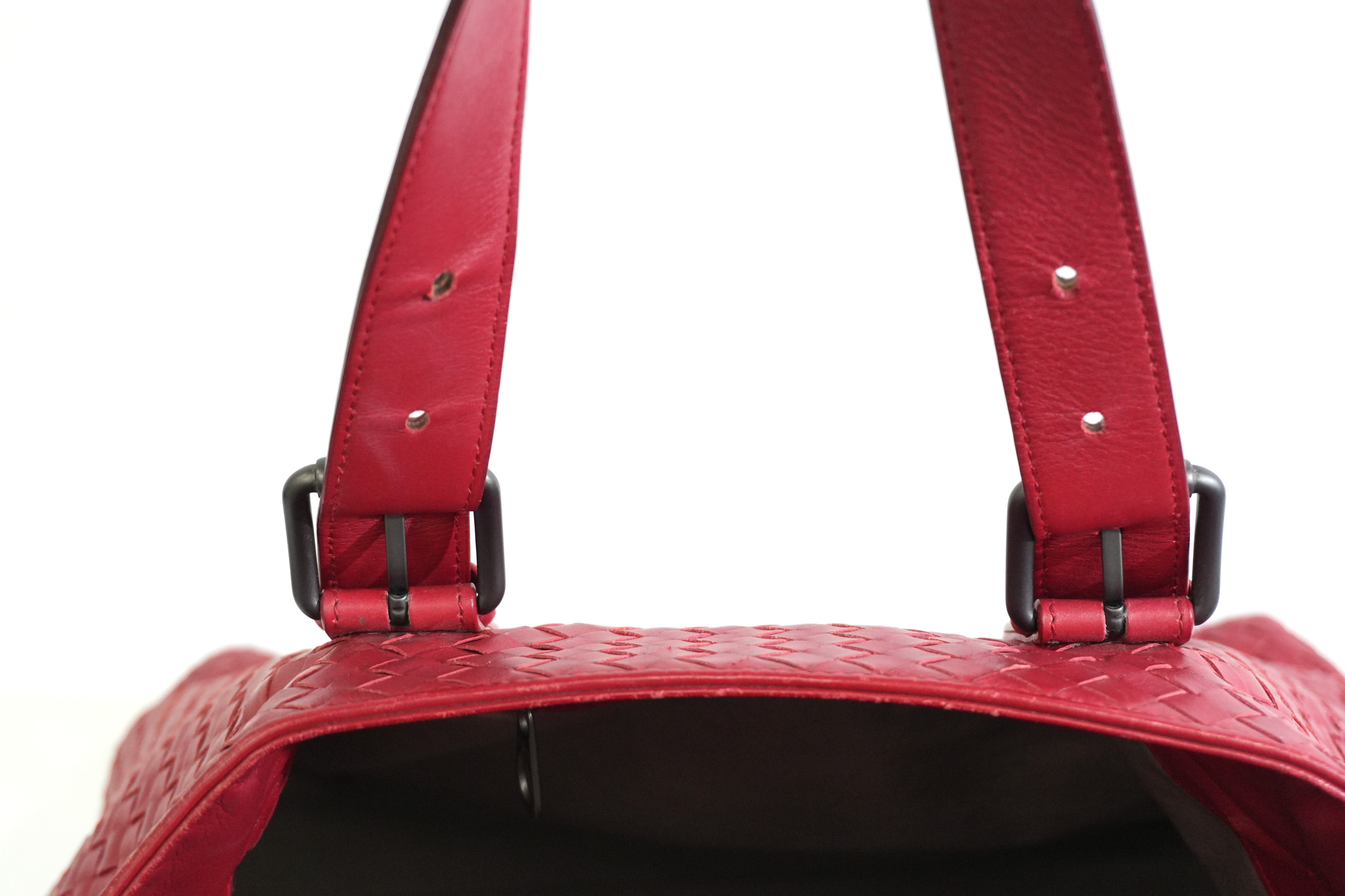 Pre-owned Bottega Handbag Red