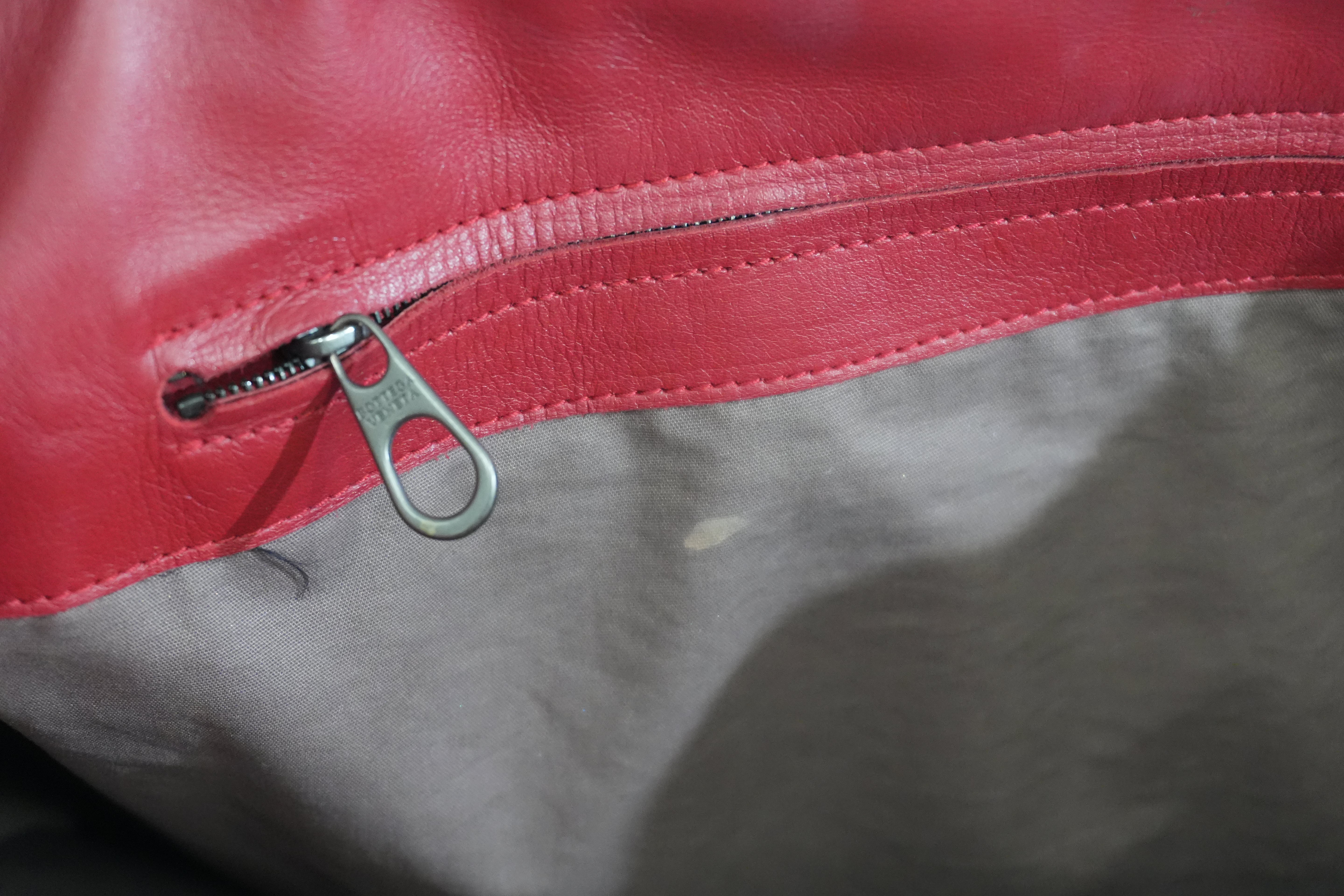 Pre-owned Bottega Handbag Red