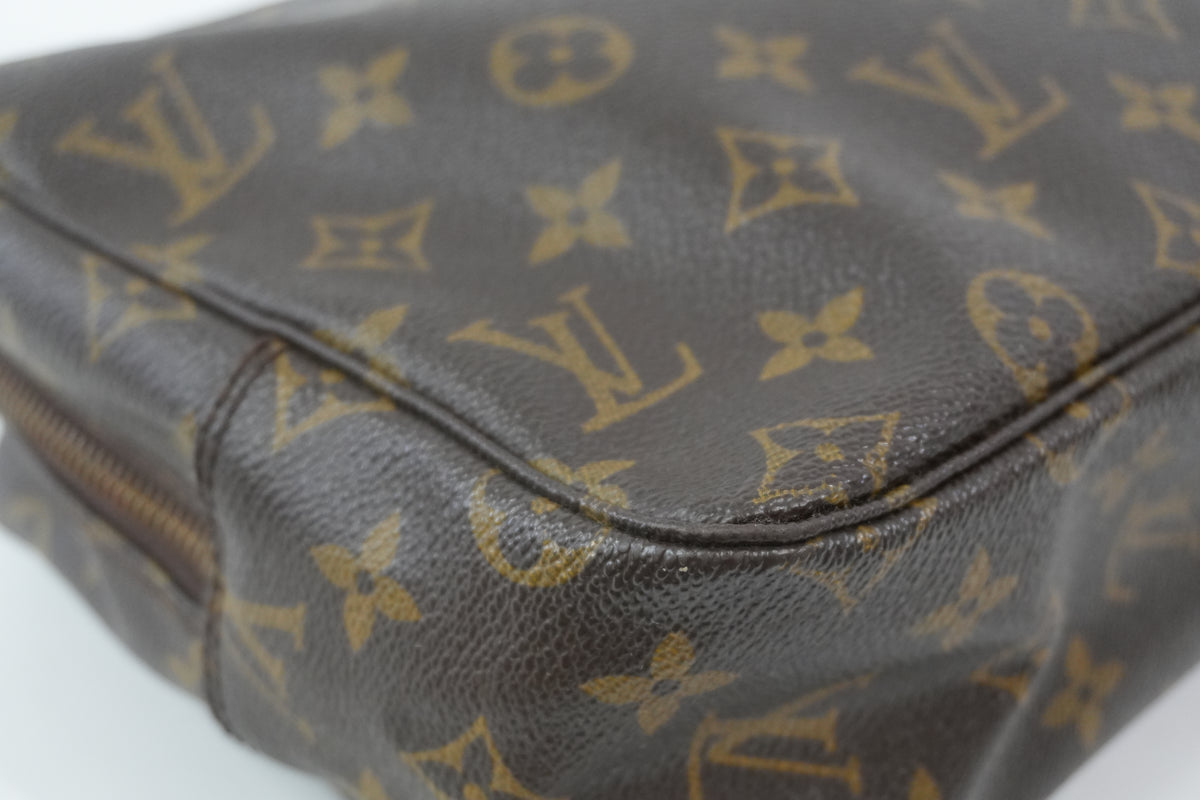 Pre-Owned Louis Vuitton Monogram Trousse 28 Pouch