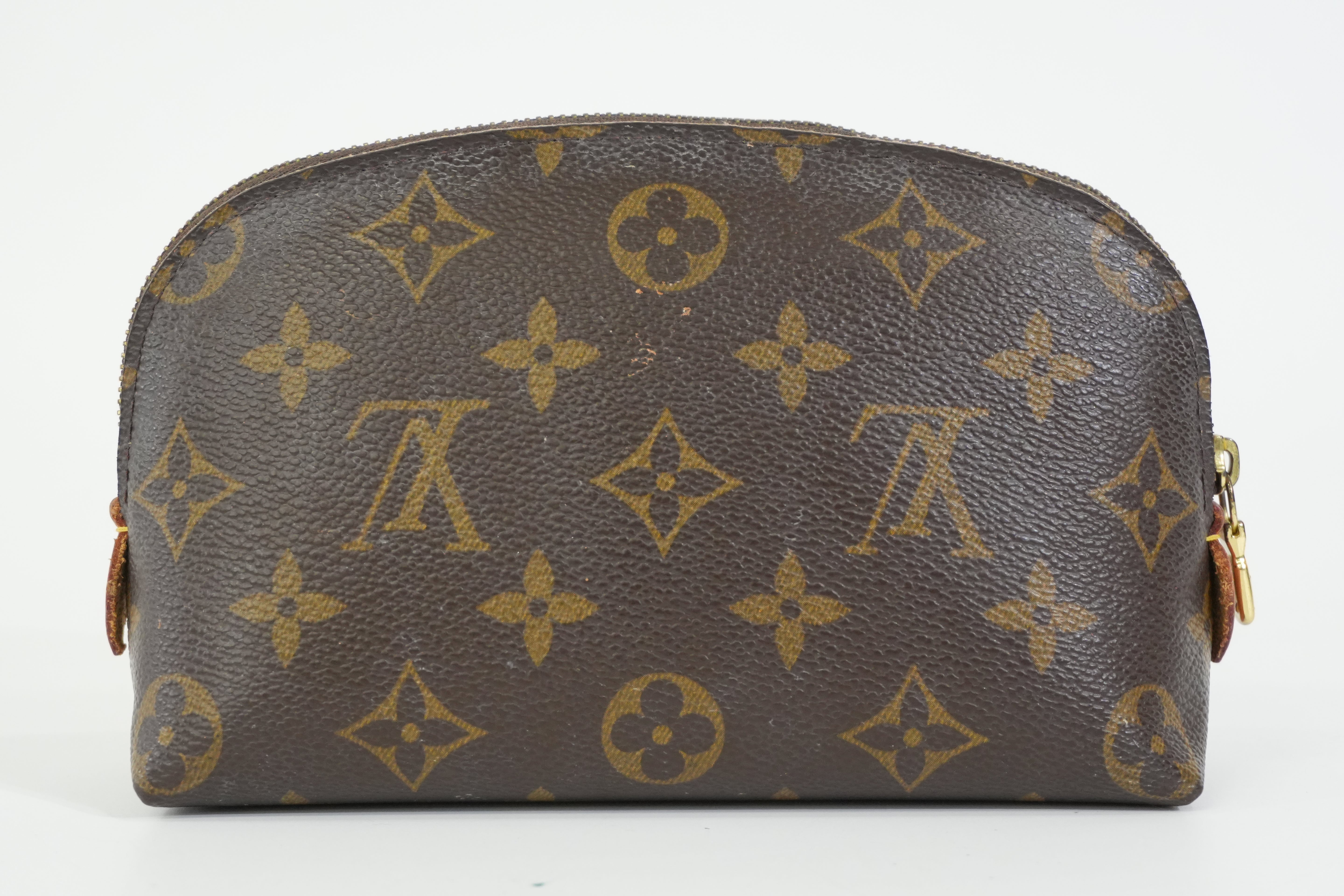 Pre-owned Louis Vuitton Monogram Cosmetic Pouch PM