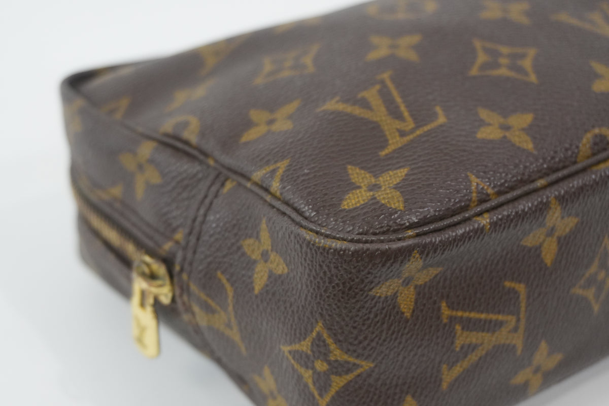 Pre-Owned Louis Vuitton Trousse 23 Monogram