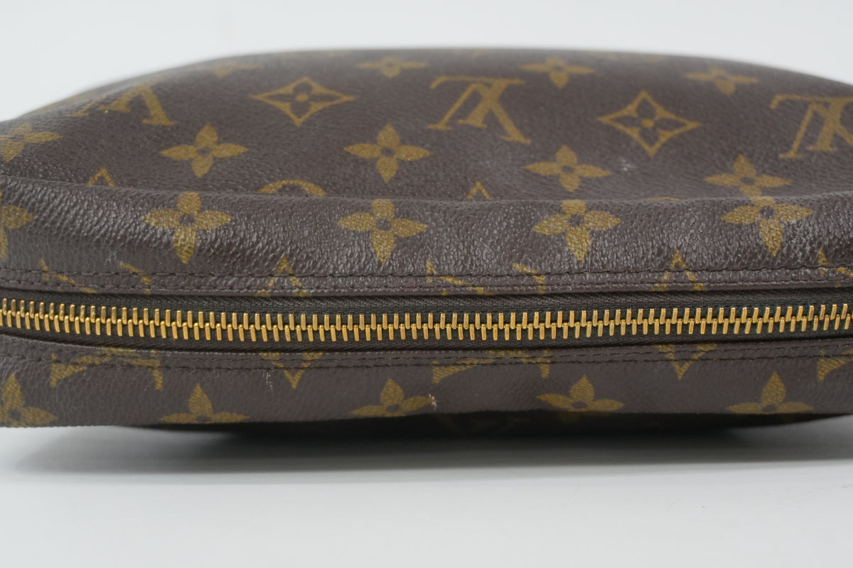 Pre-Owned Louis Vuitton Trousse 23 Monogram