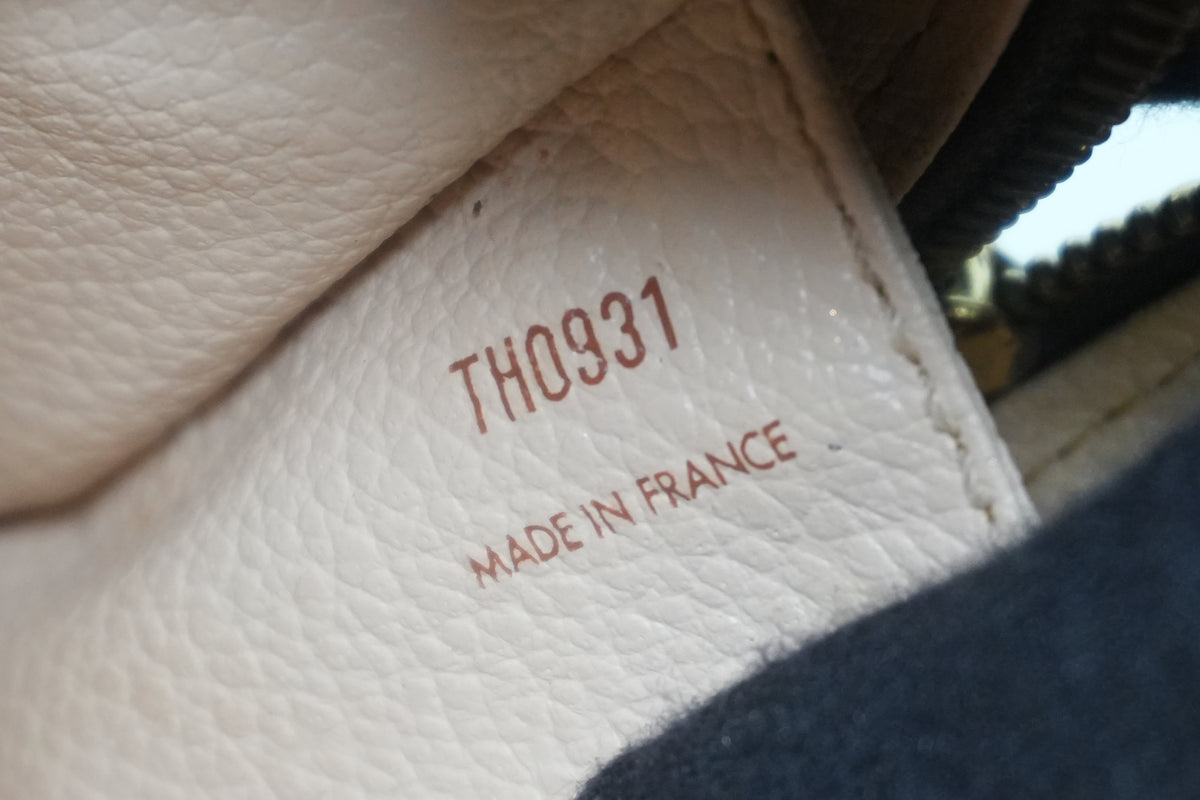 Pre-Owned Louis Vuitton Trousse 23 Monogram
