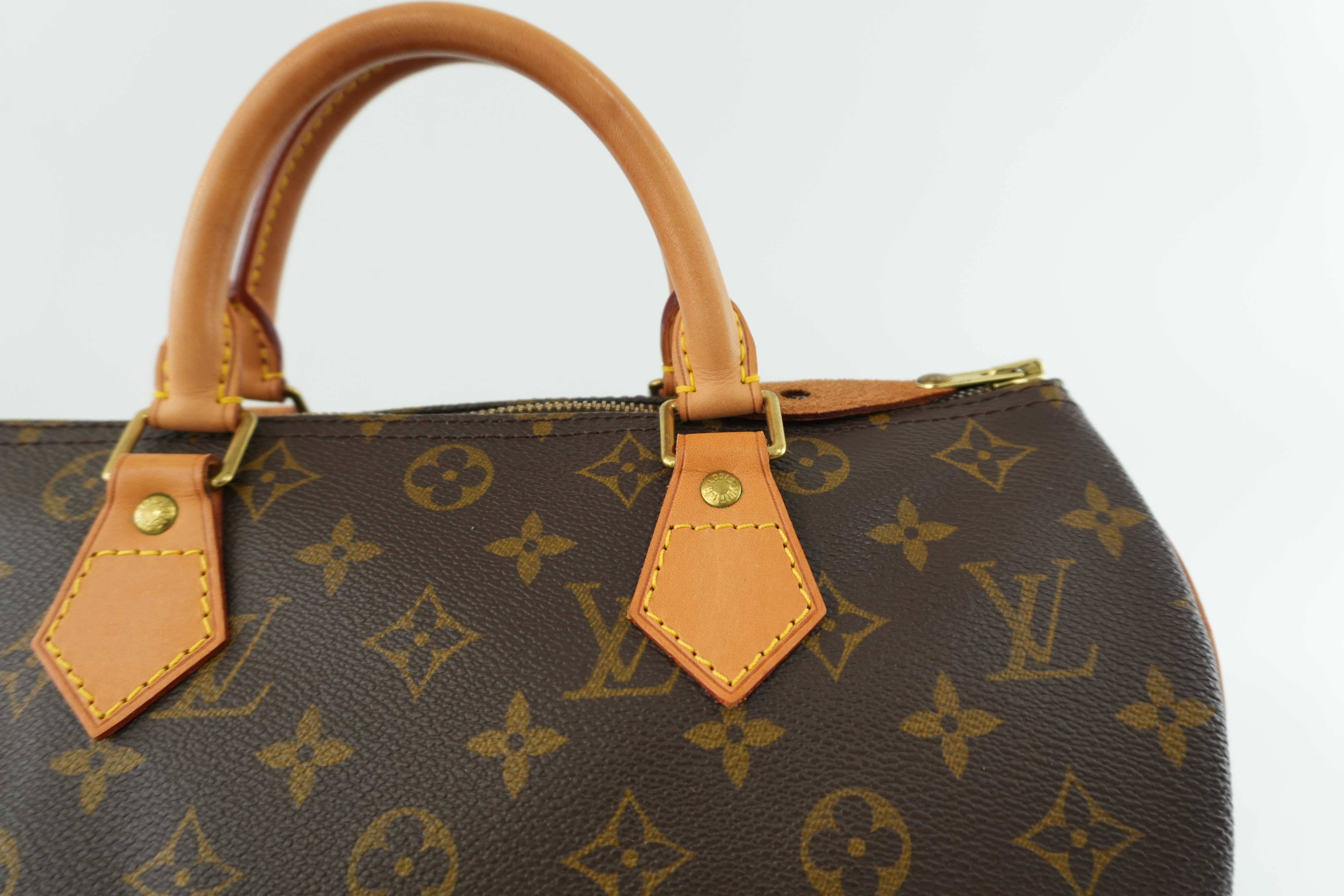 Louis Vuitton Monogram Speedy 30 Handbag Used