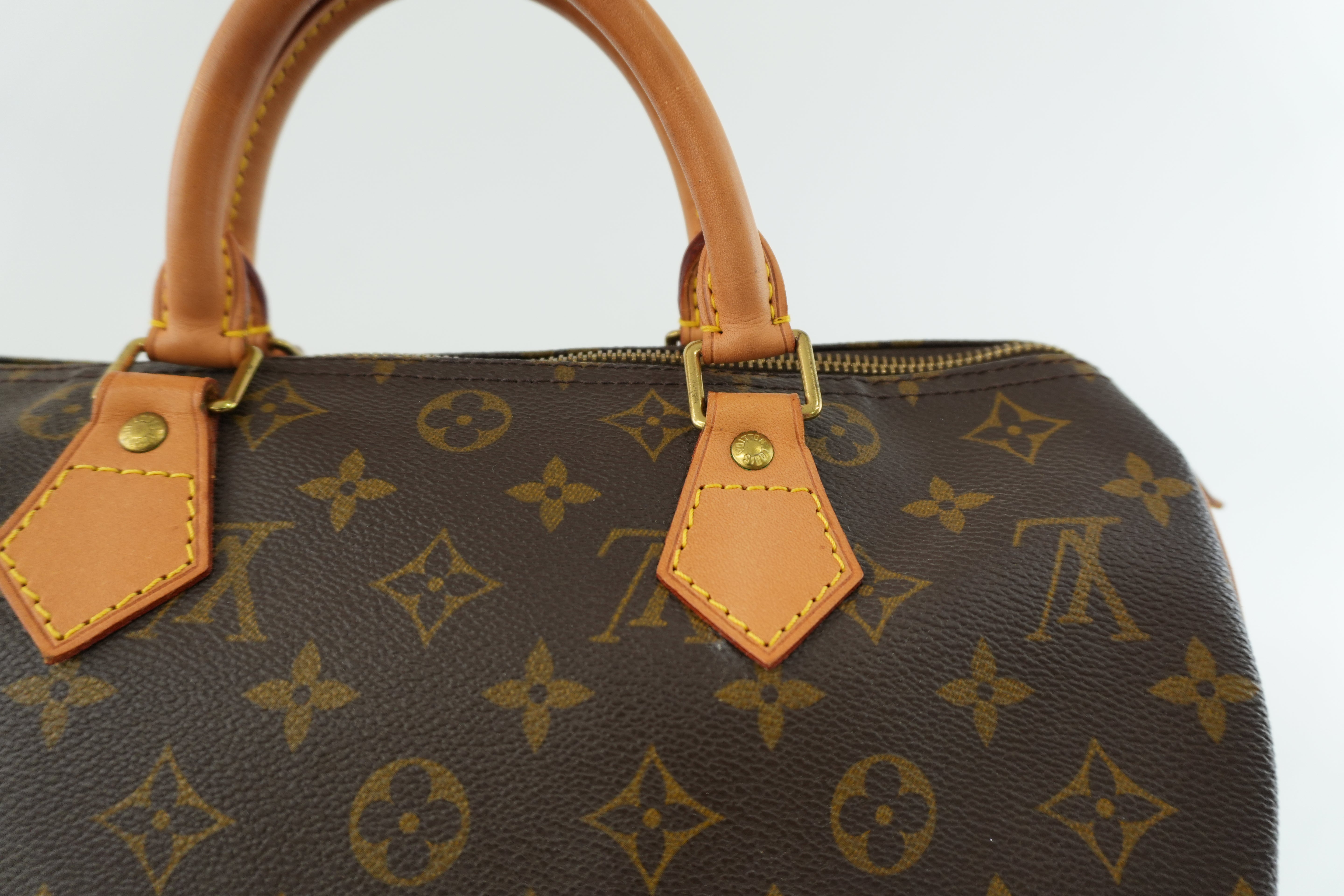 Louis Vuitton Monogram Speedy 30 Handbag Used