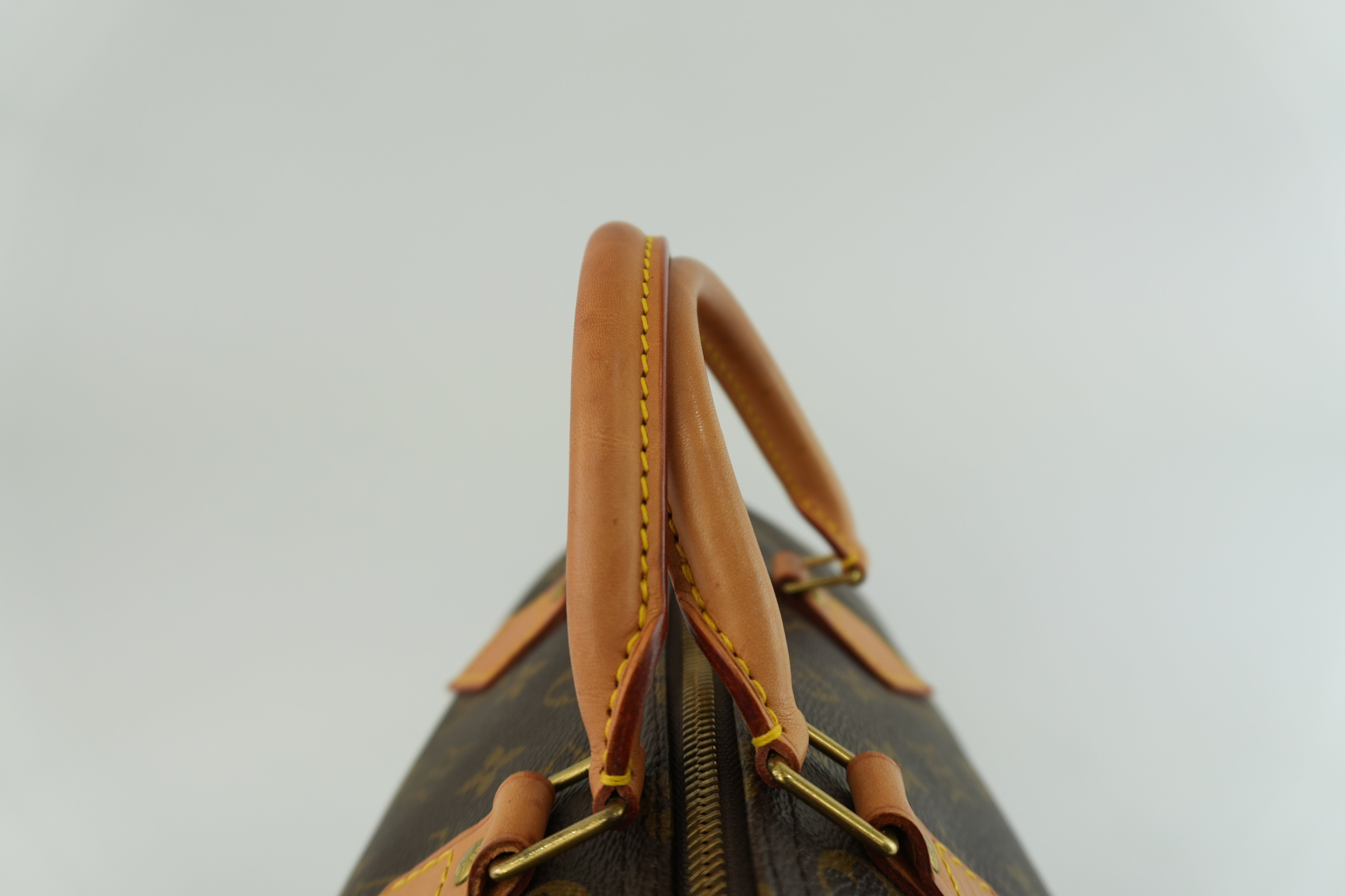 Louis Vuitton Monogram Speedy 30 Handbag Used