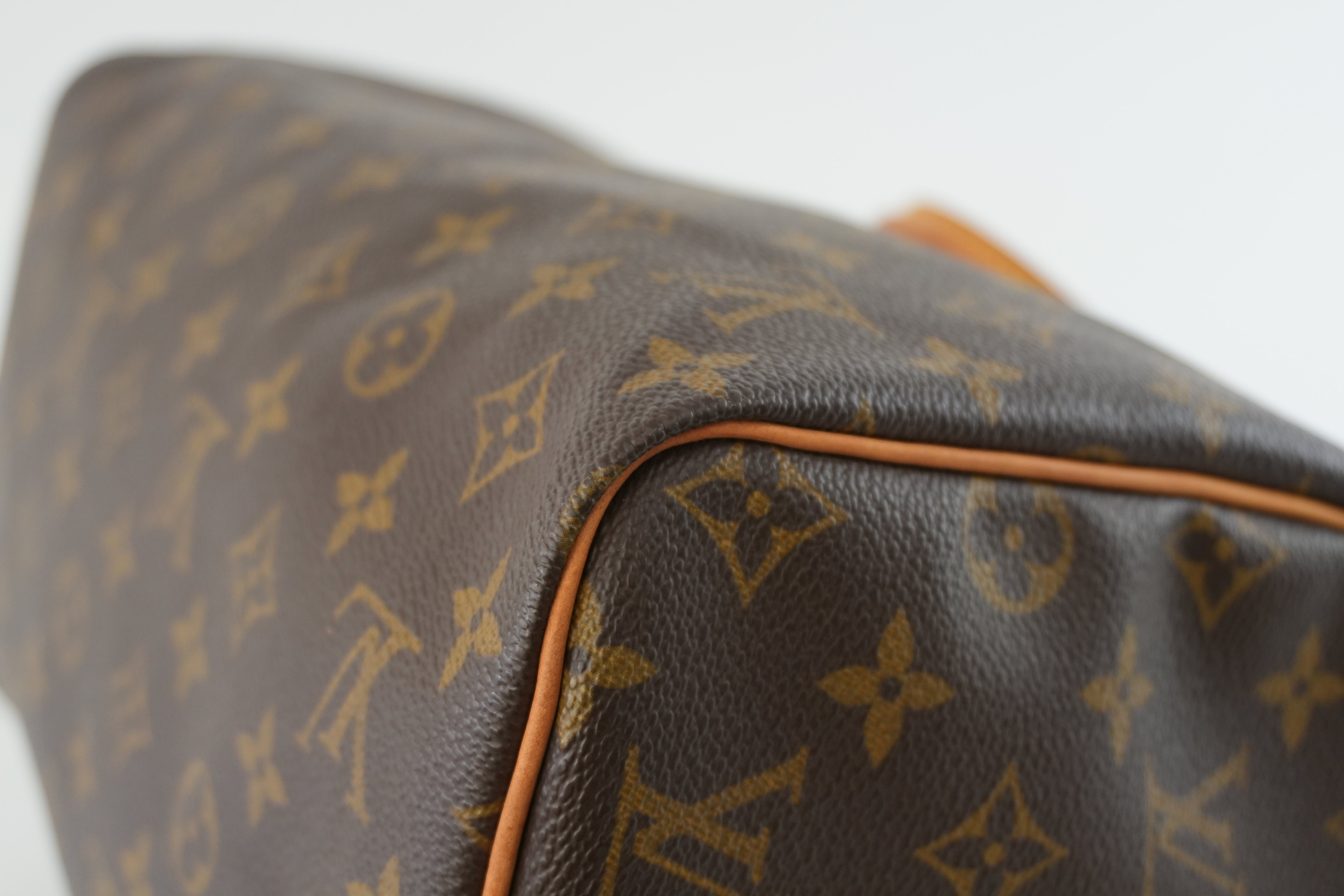 Louis Vuitton Monogram Speedy 30 Handbag Used